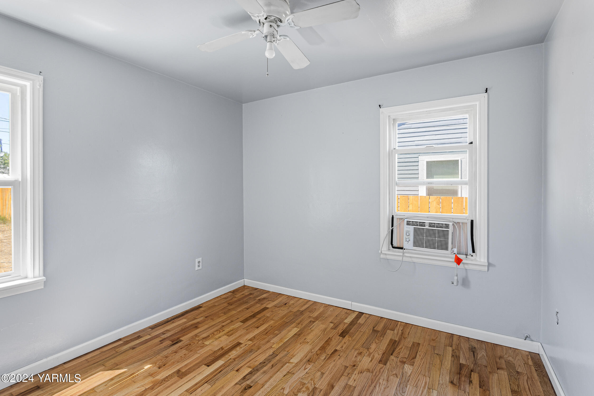 1116 S 9th Ave