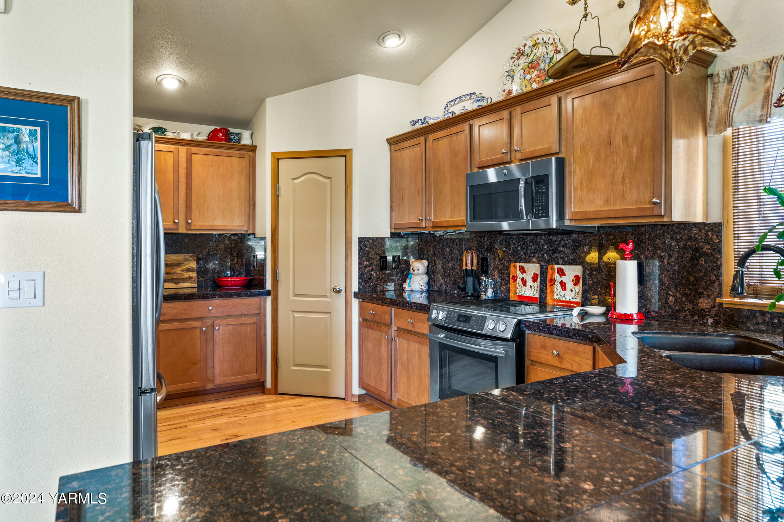 171 E Sinclair Ln