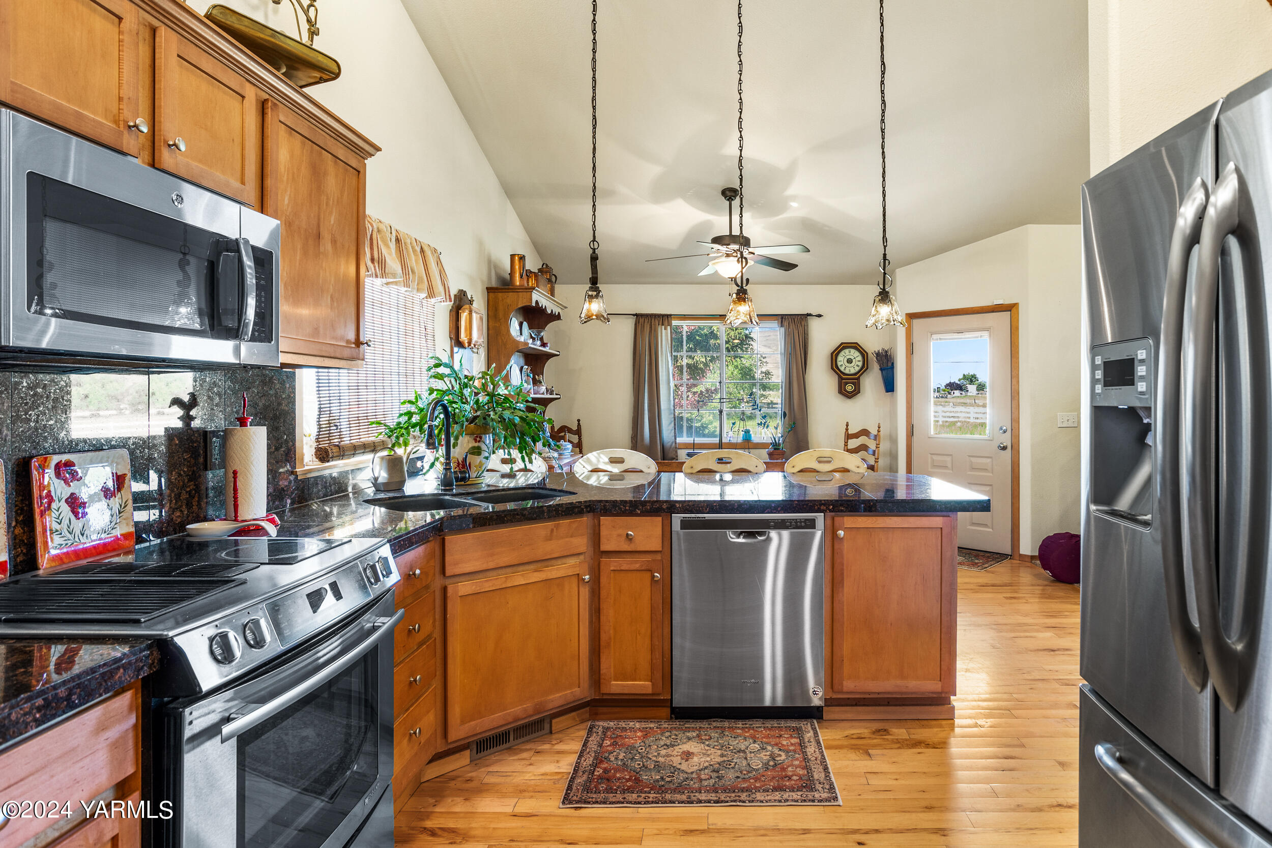 171 E Sinclair Ln