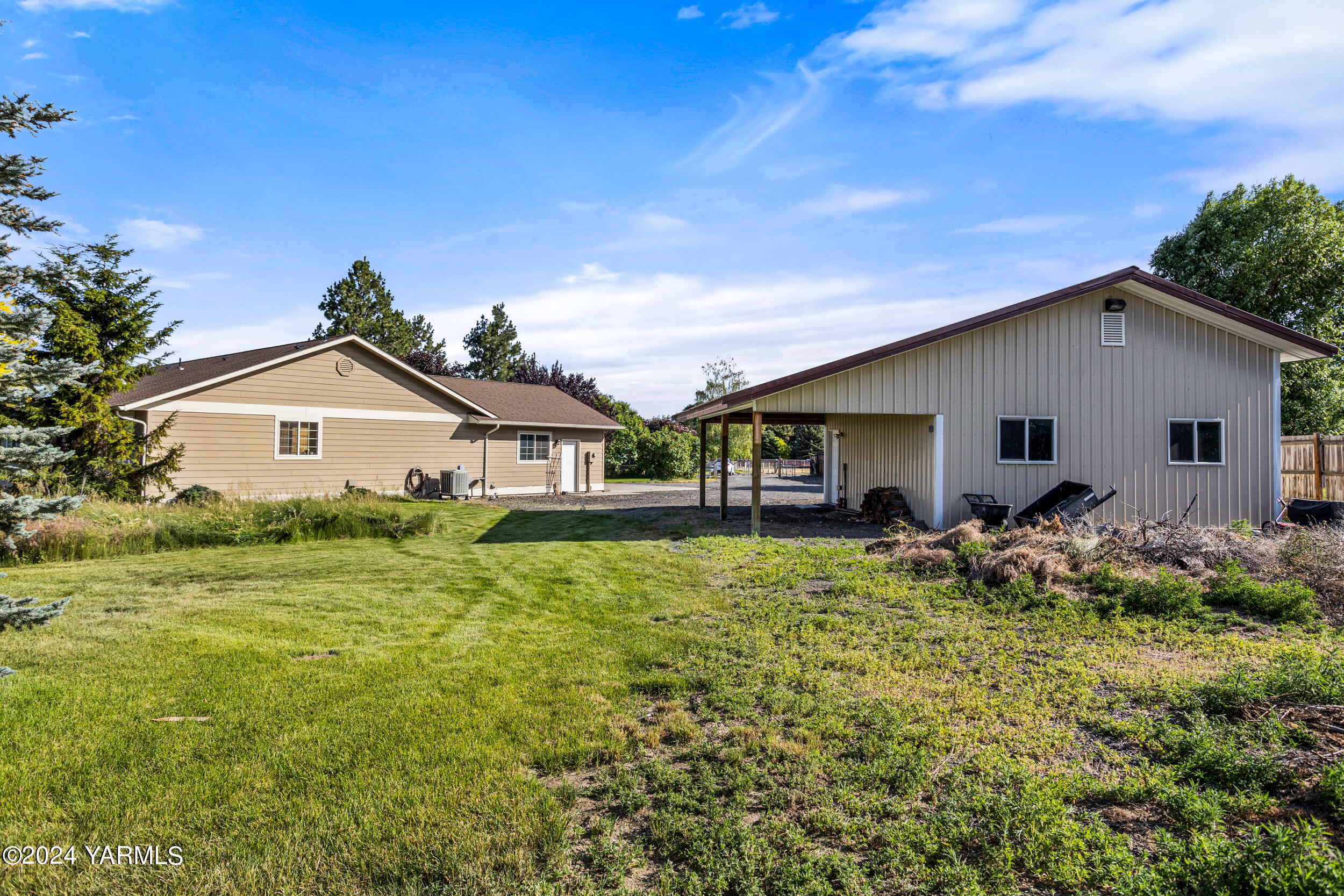 171 E Sinclair Ln