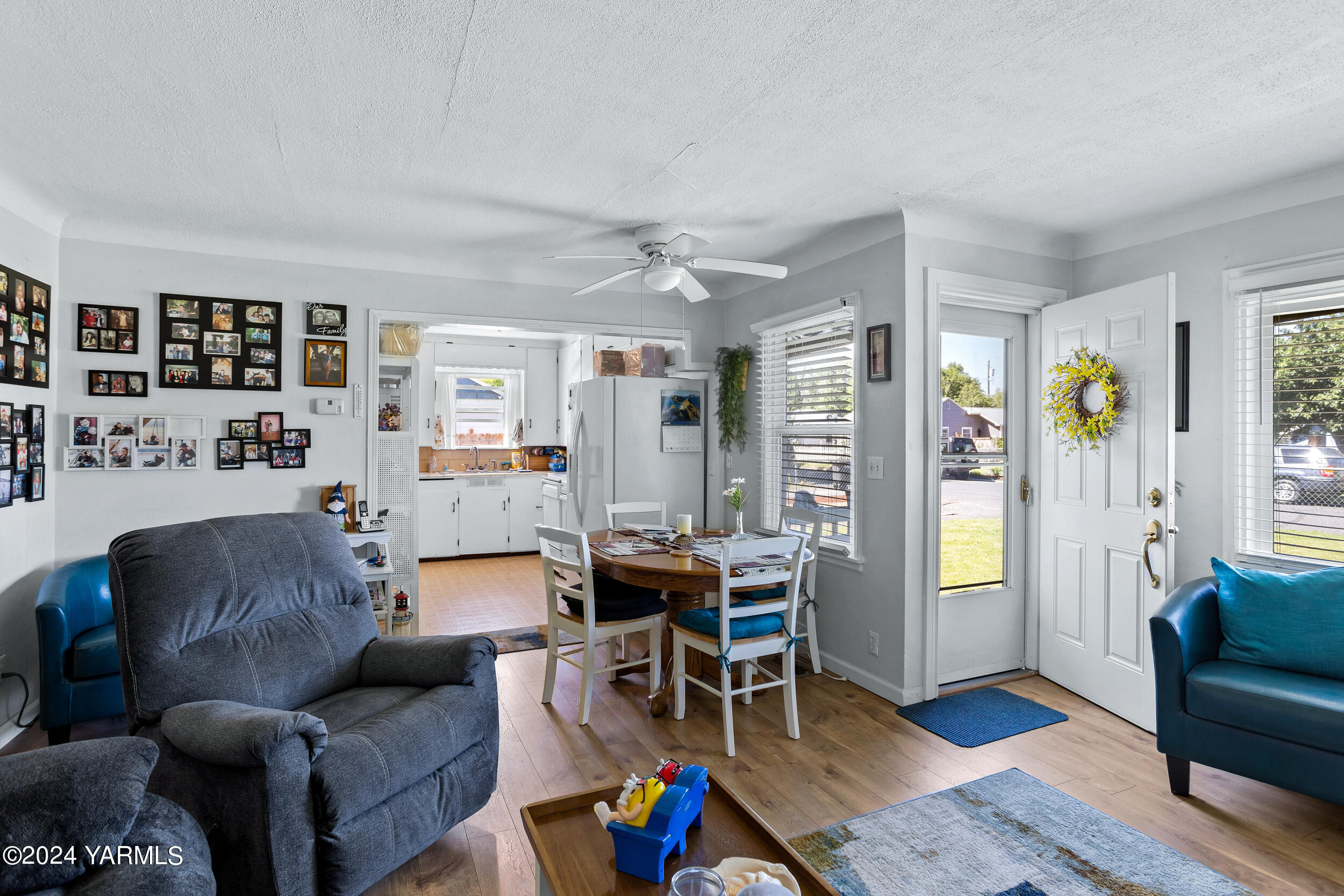 1203 Queen Ave