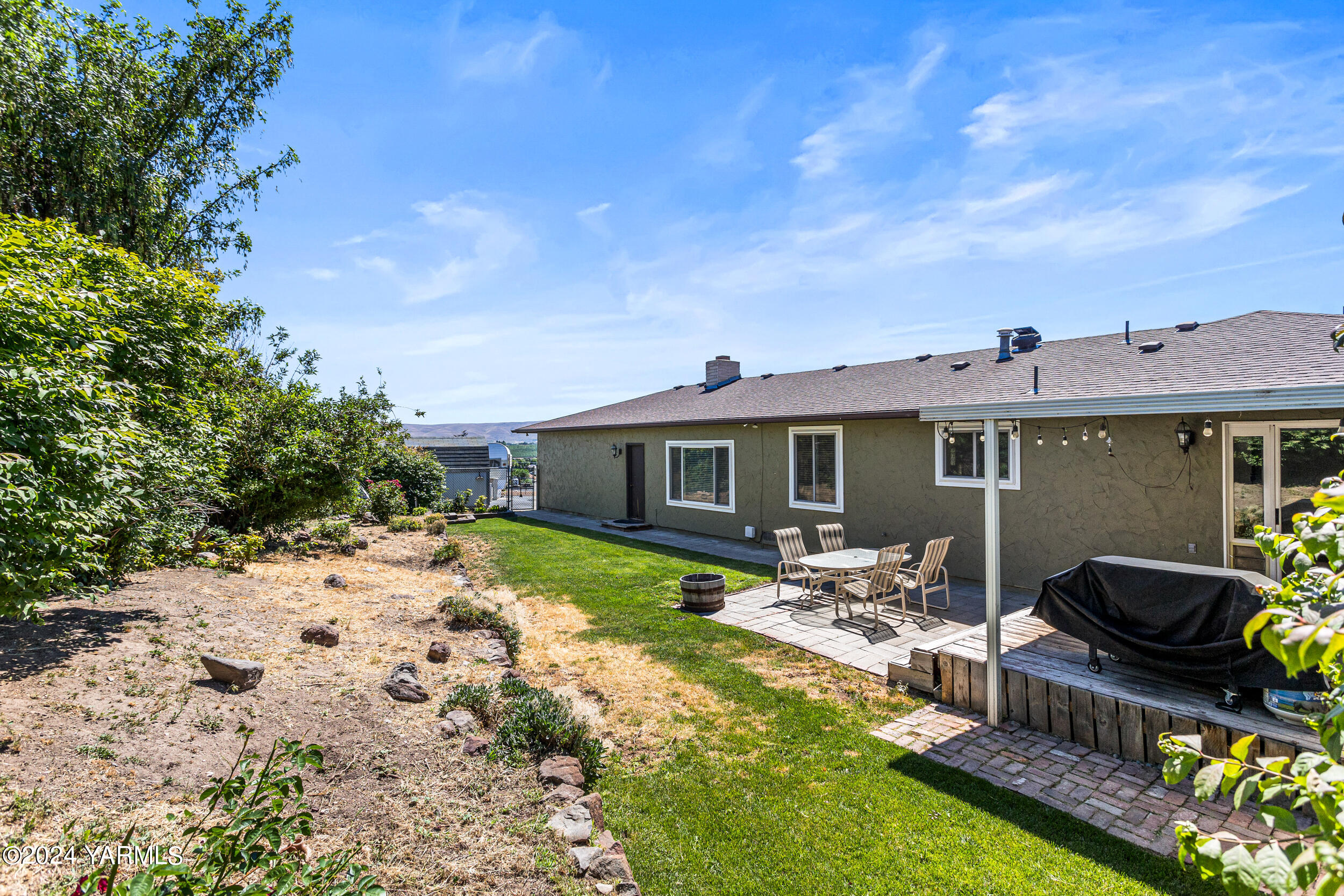 207 N 86th Ave