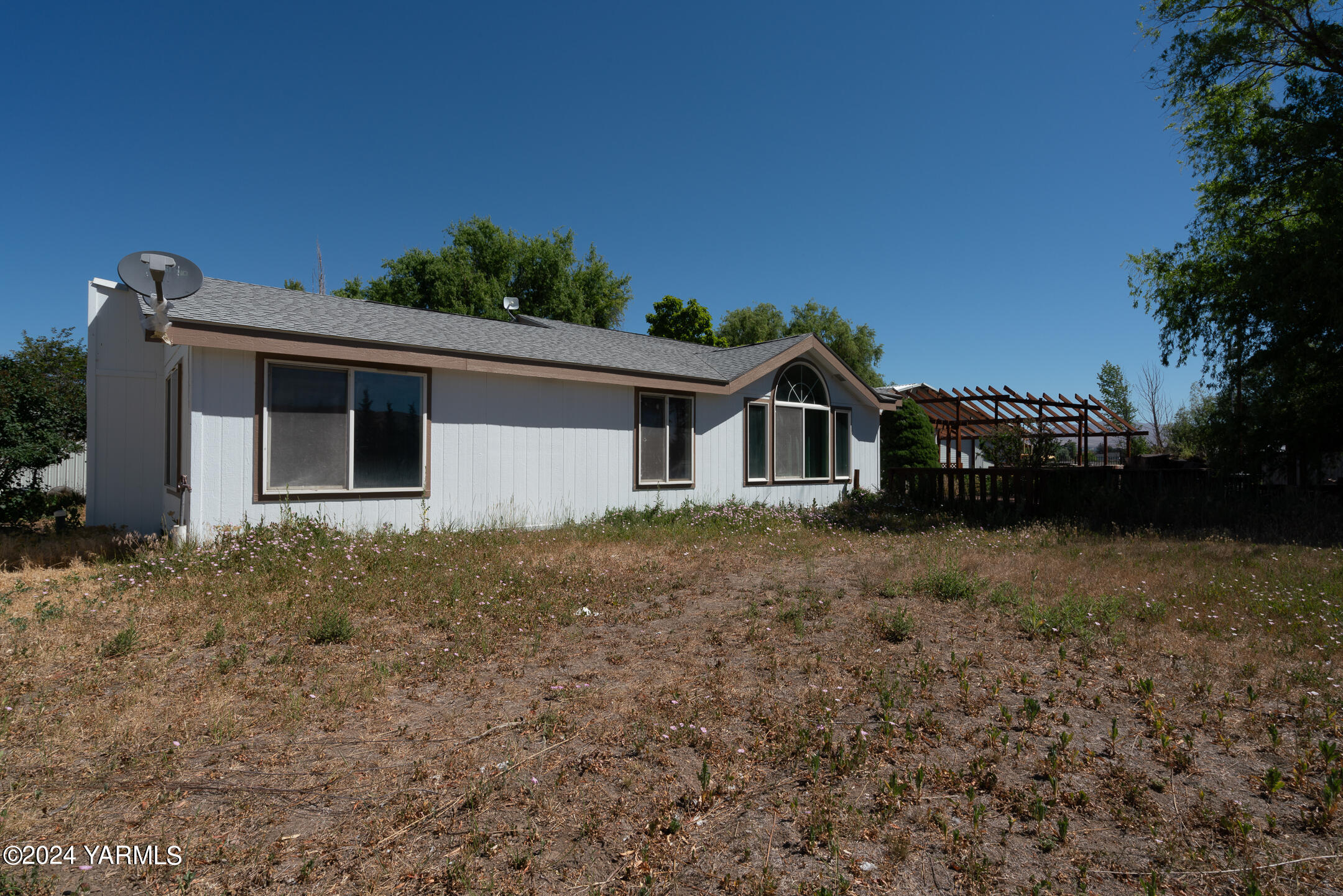 4111 Bell Rd