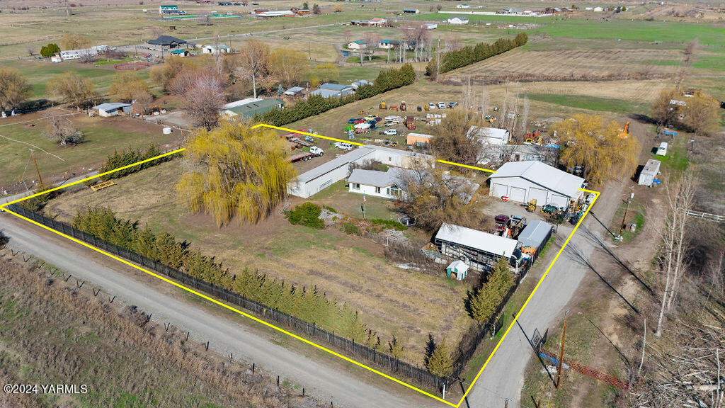 4111 Bell Rd
