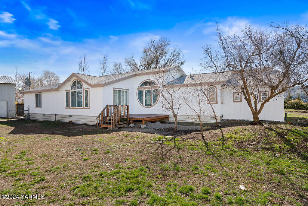 4111 Bell Rd