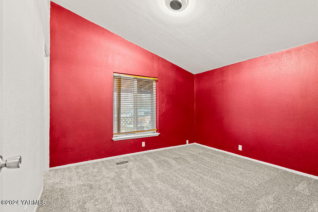 4111 Bell Rd