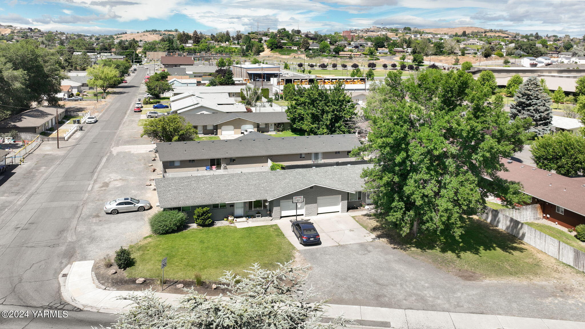314 N WENAS Rd Unit: 314-316