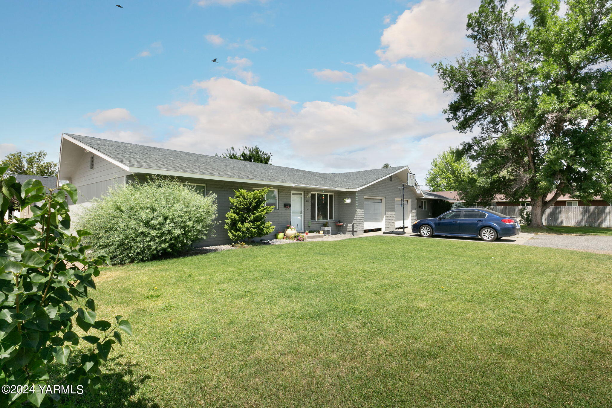 314 N WENAS Rd Unit: 314-316