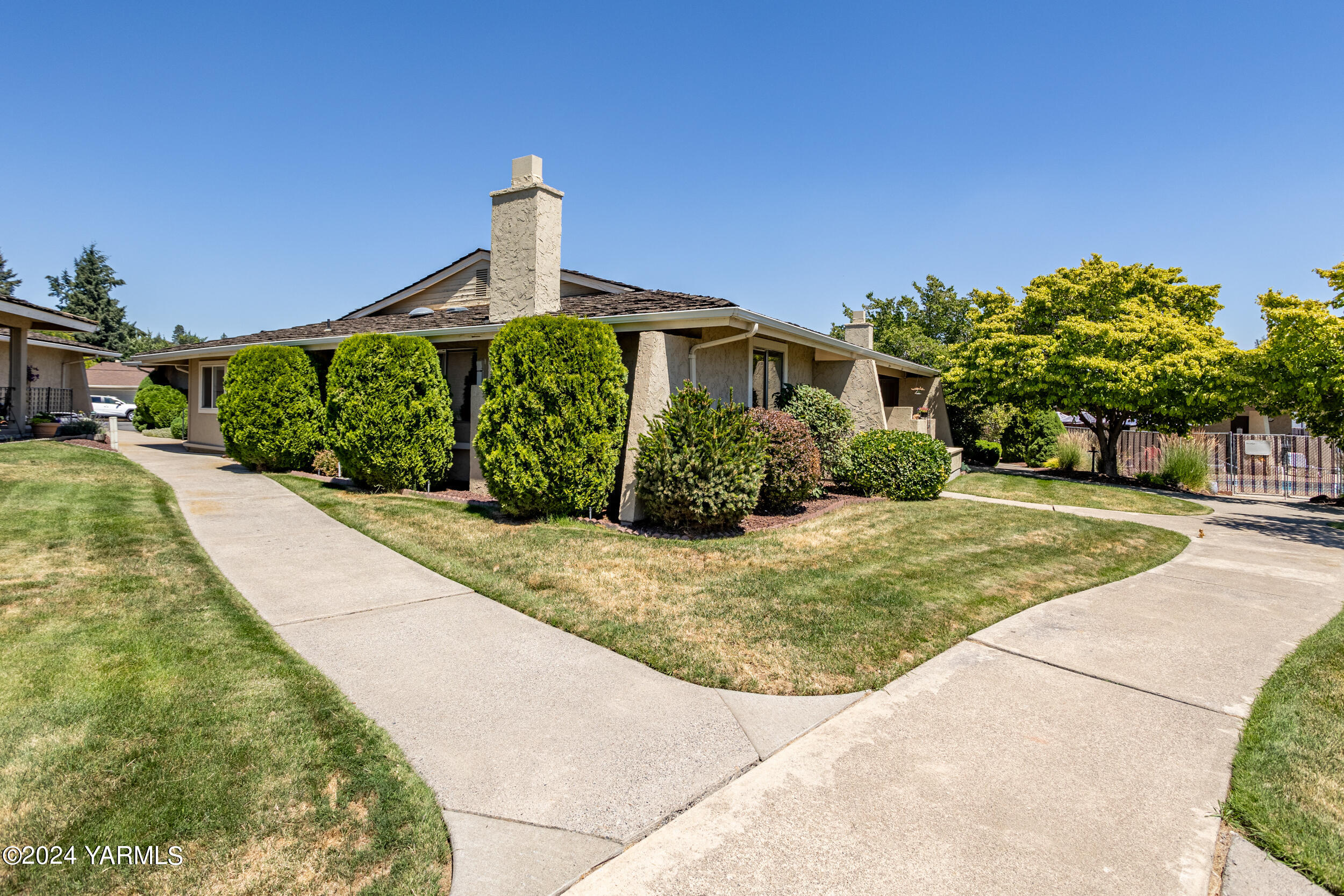 623 N 50th Ave