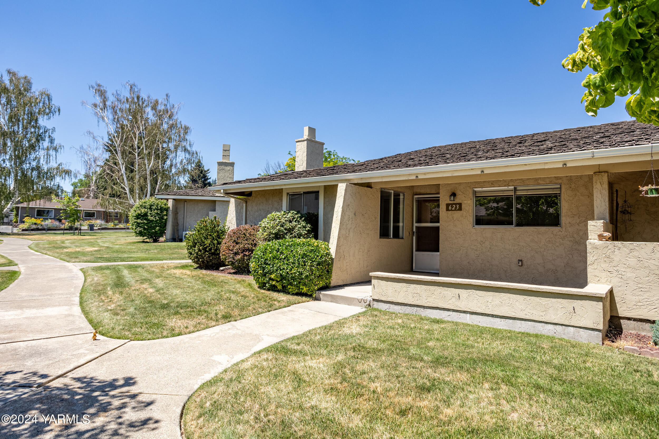 623 N 50th Ave
