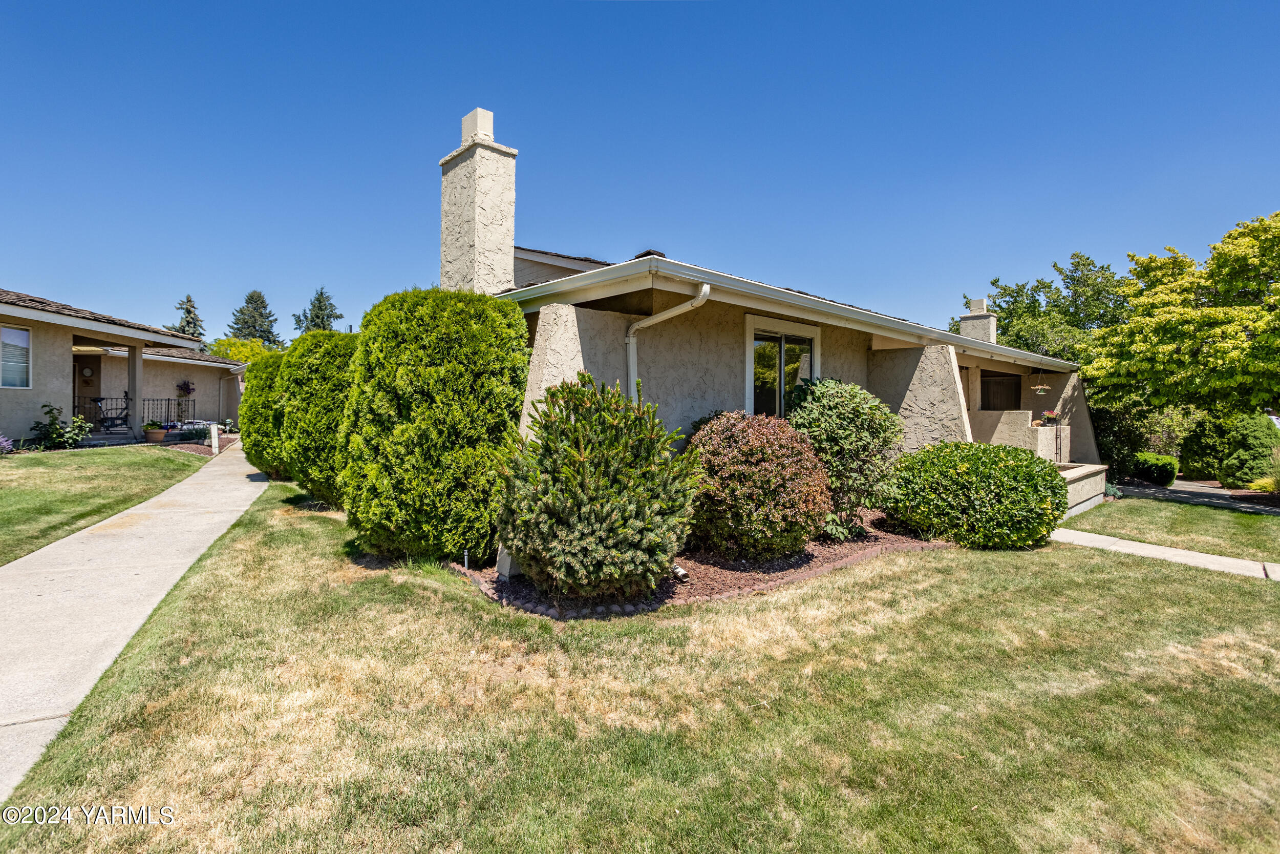 623 N 50th Ave