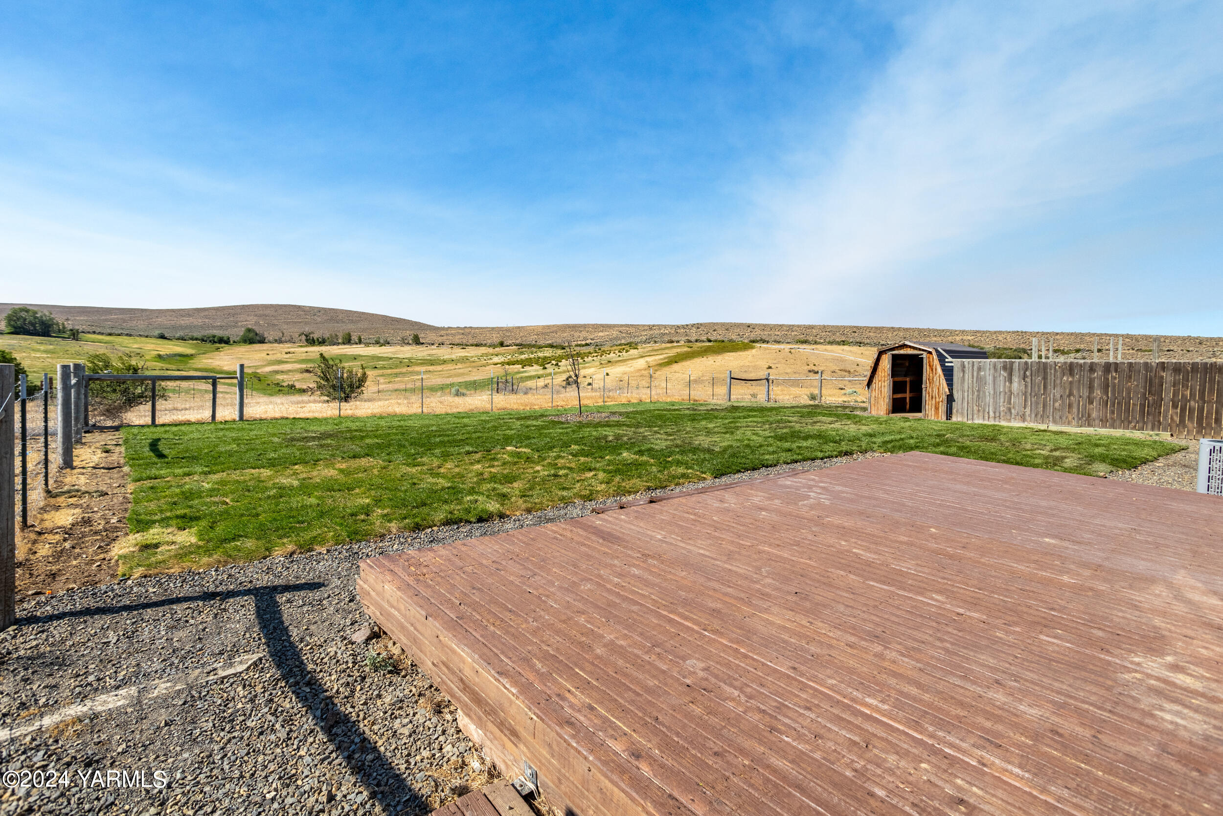 33 Hidden Acres Dr