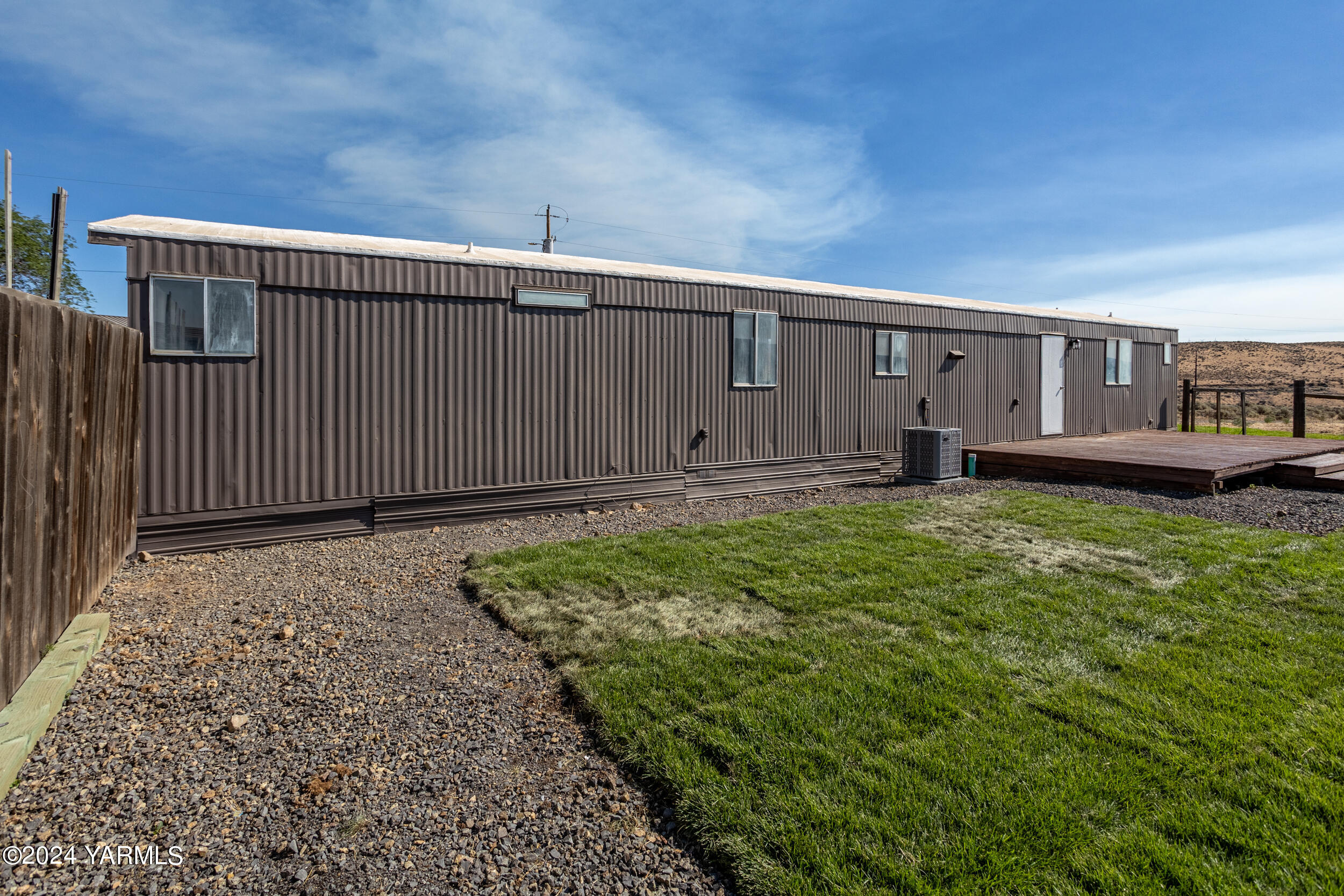 33 Hidden Acres Dr