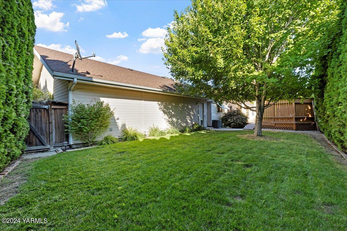 219 Clover Pl