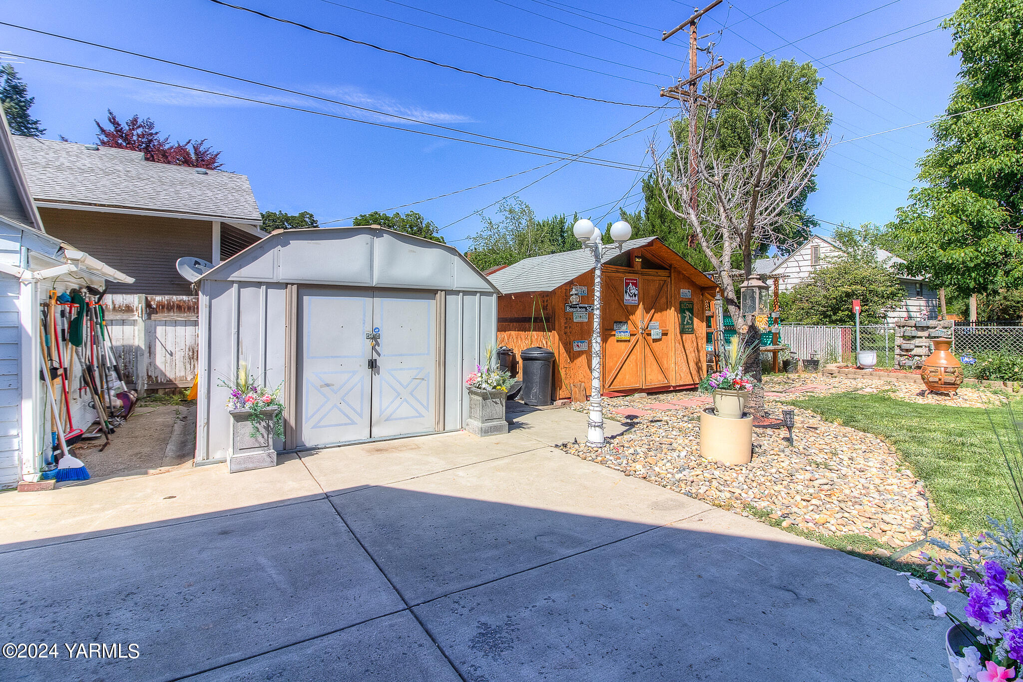 205 S 32nd Ave