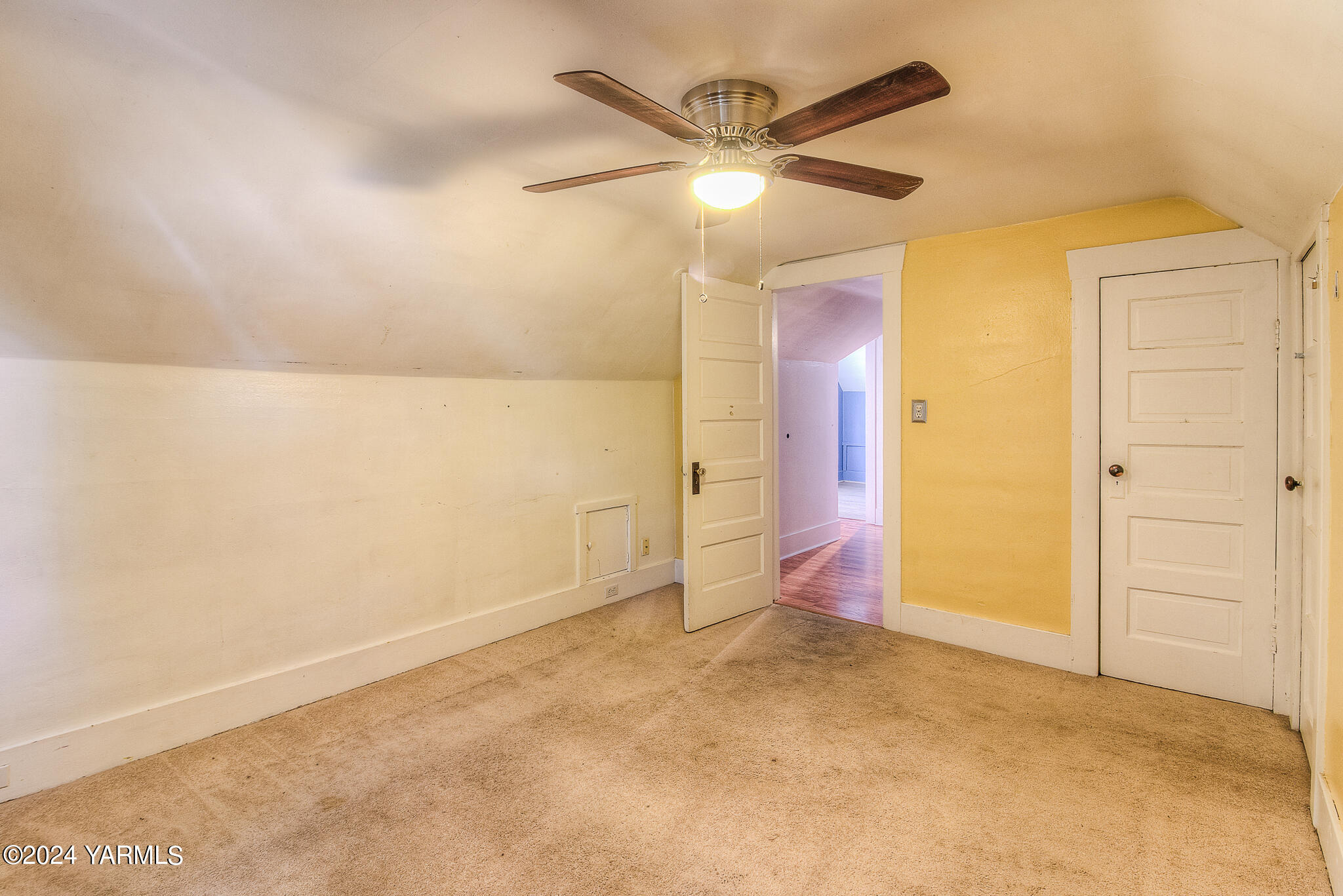 205 S 32nd Ave