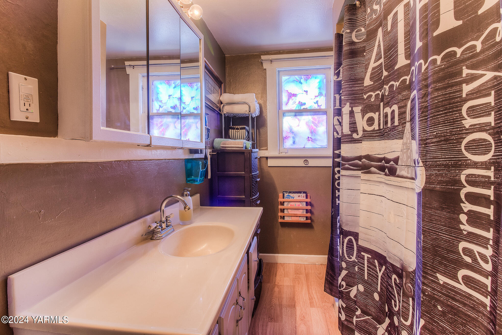 205 S 32nd Ave