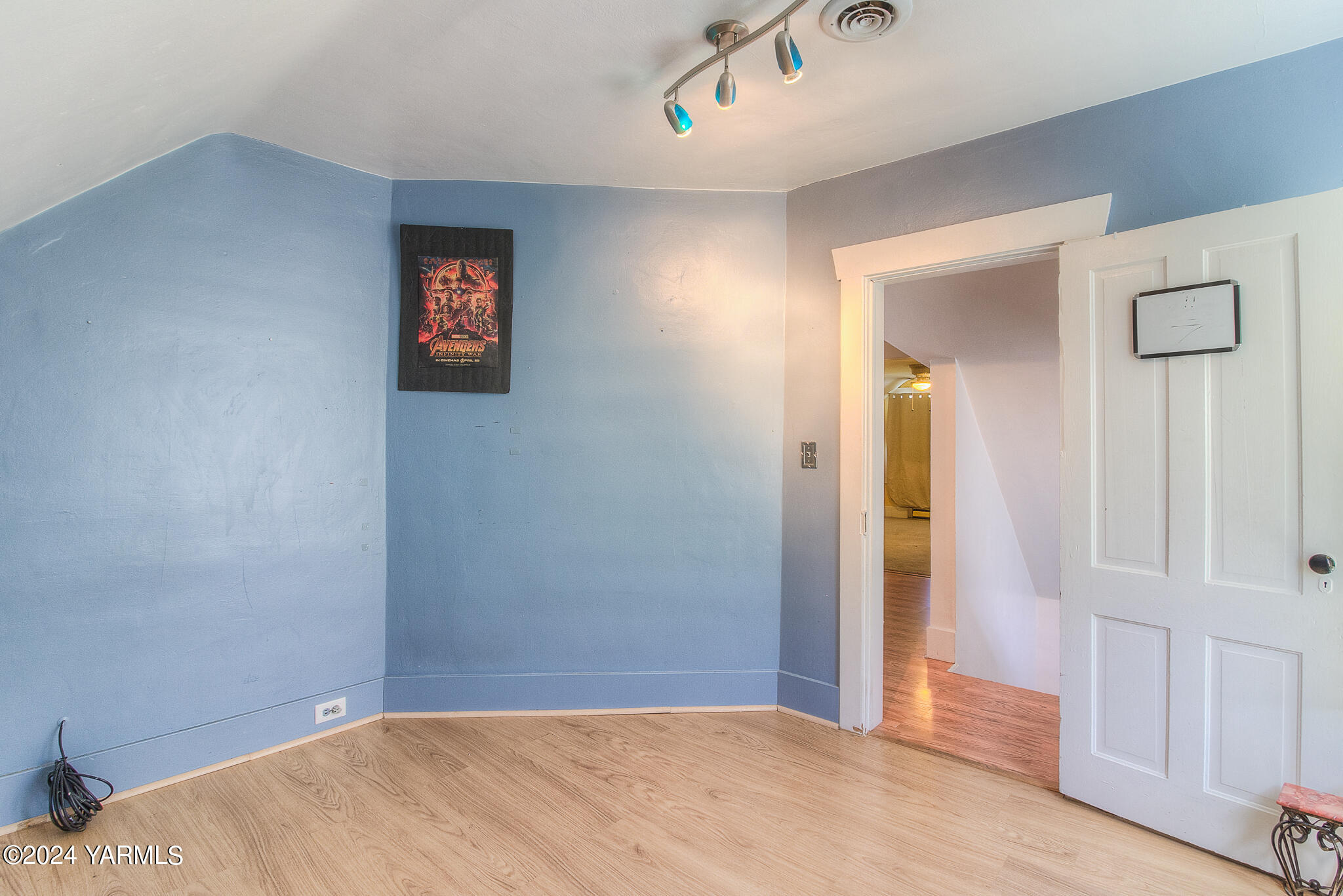 205 S 32nd Ave