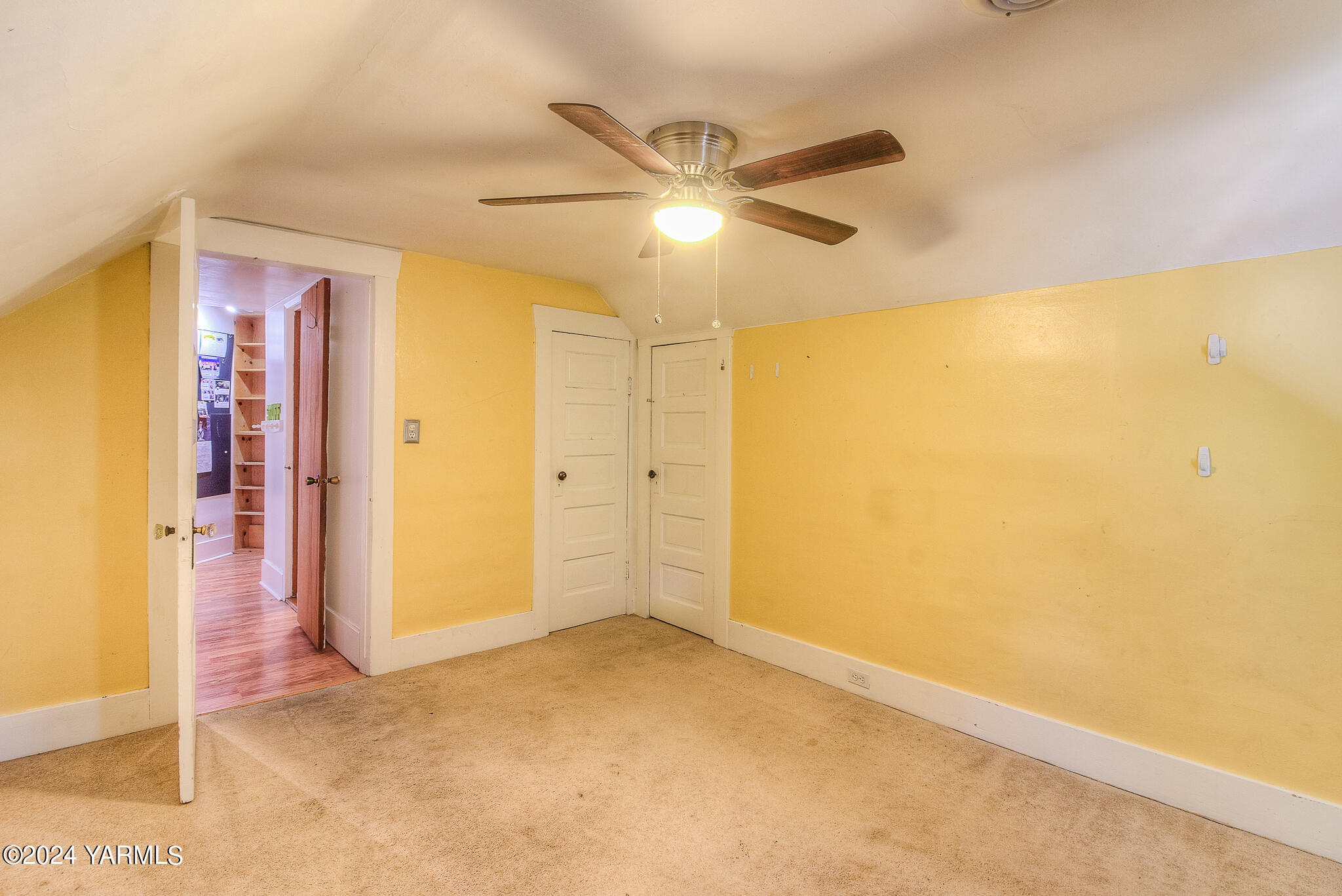 205 S 32nd Ave