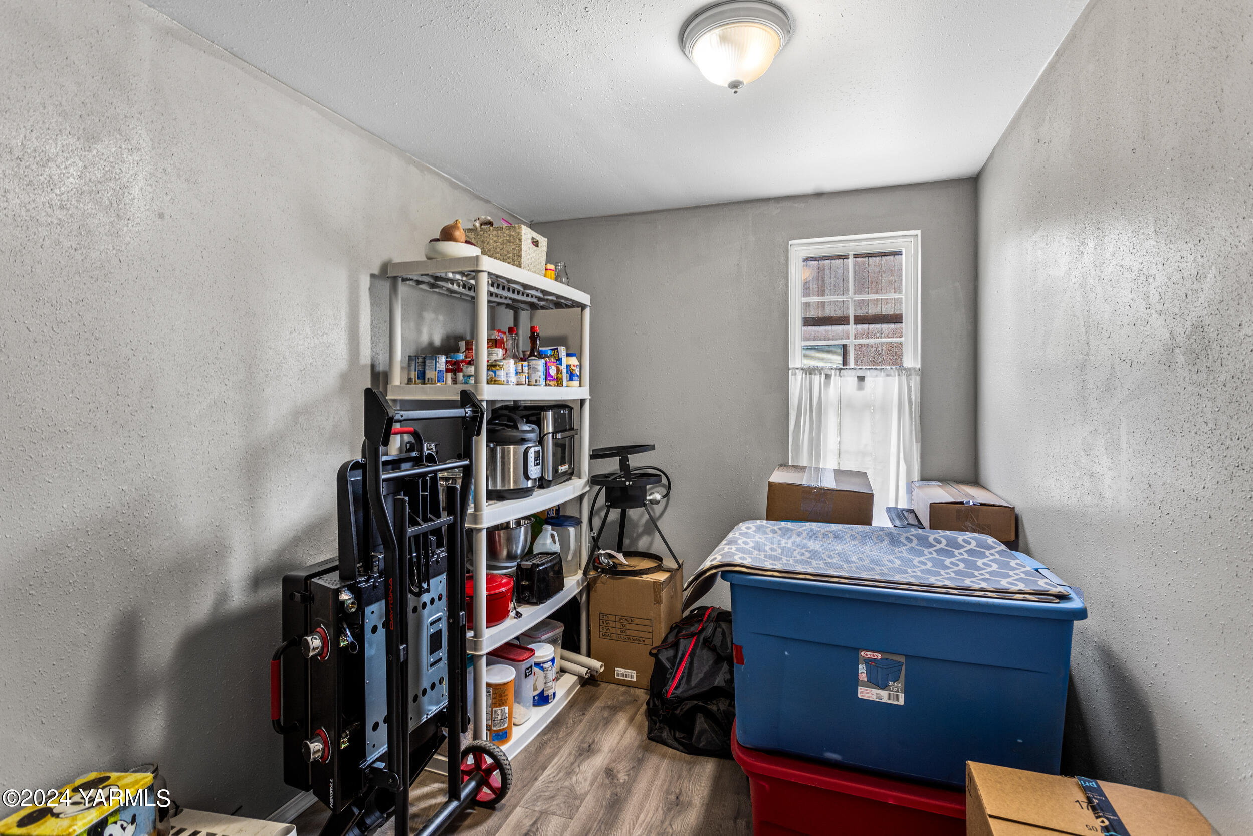 1320 S 14th Ave