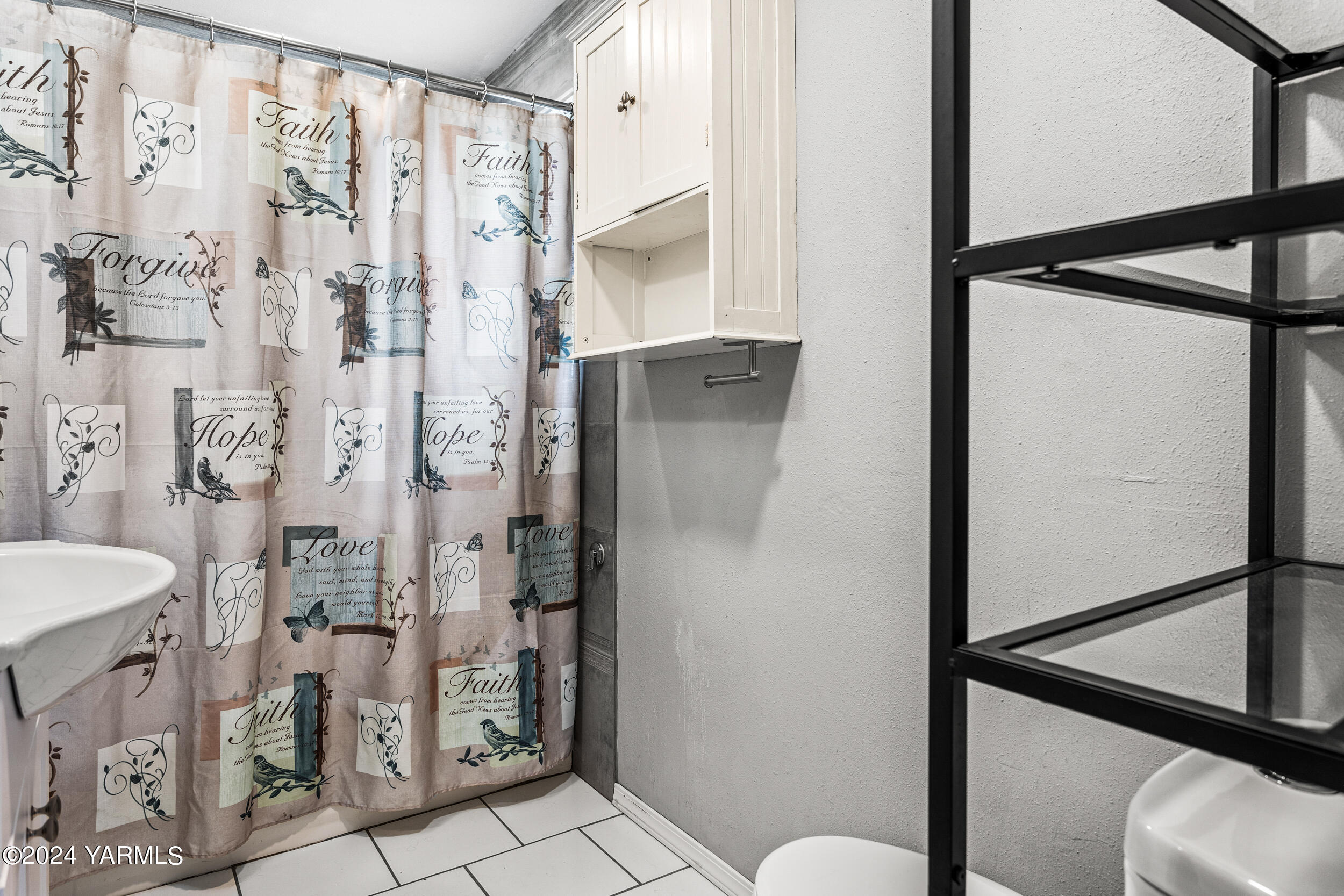 1320 S 14th Ave