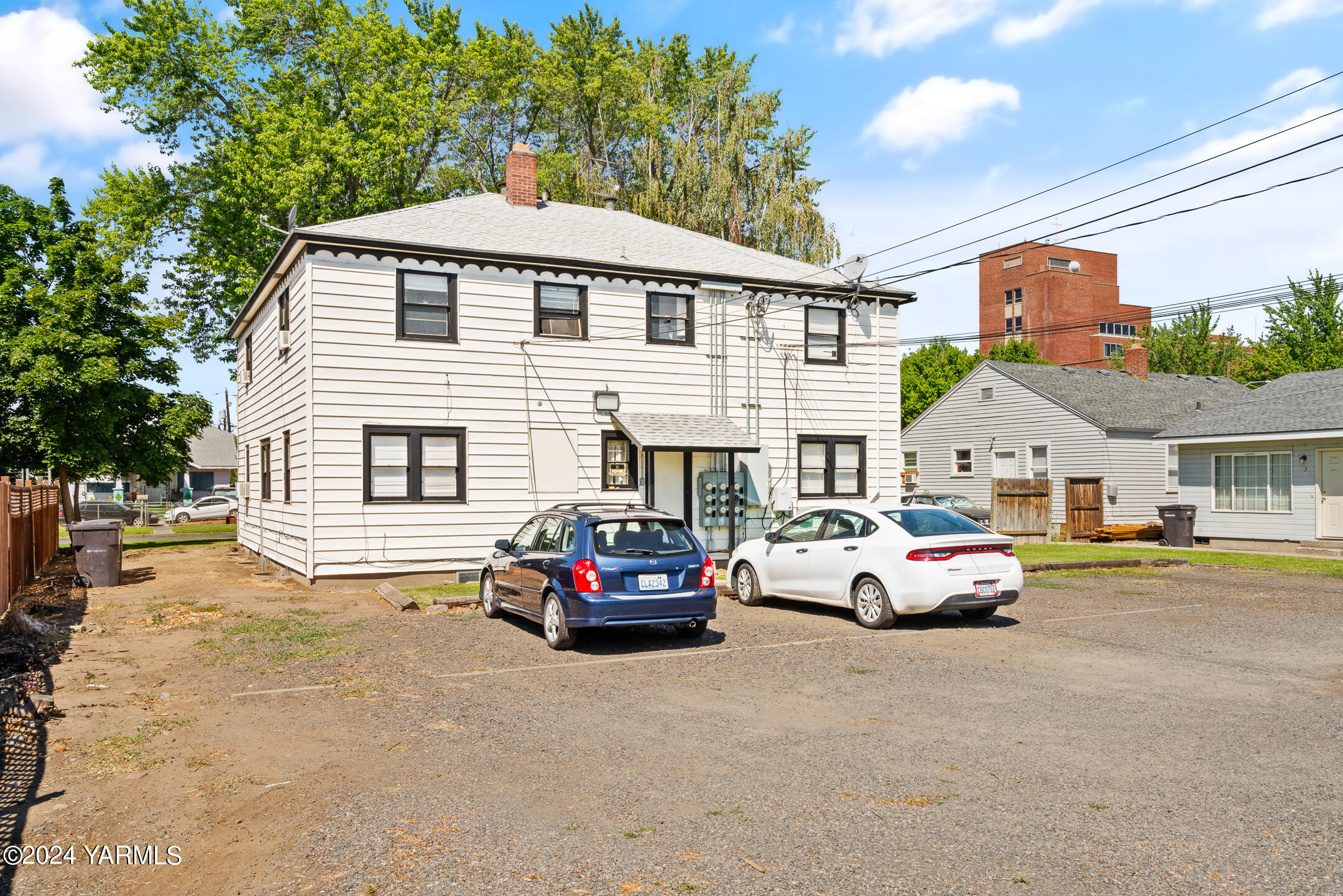 207 S 9th Ave