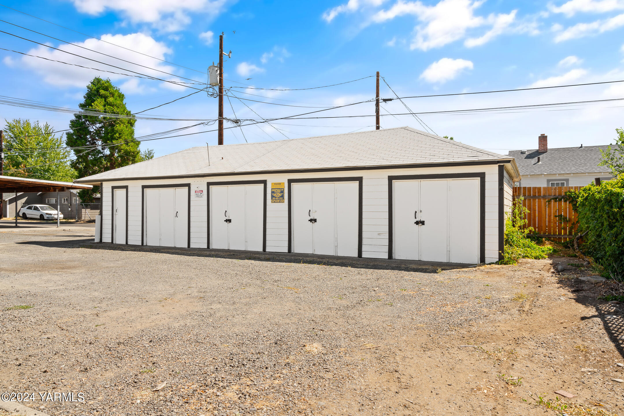 207 S 9th Ave