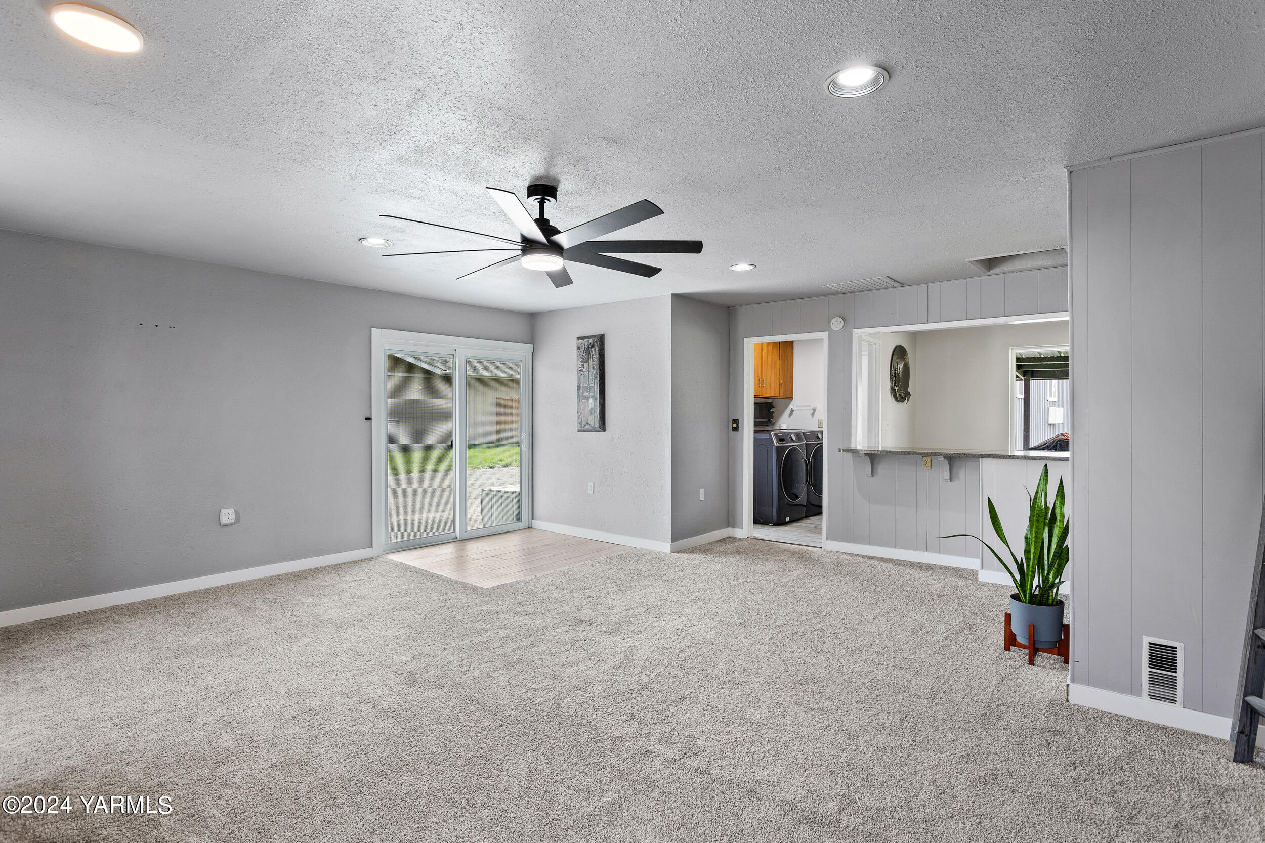 2008 S 47th Ave