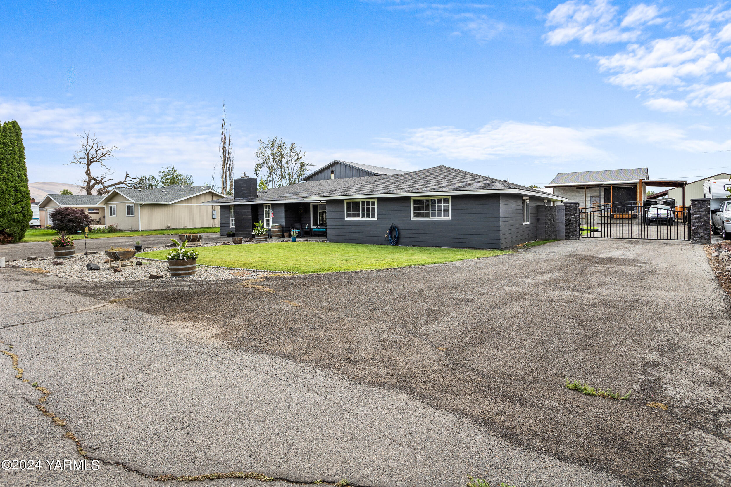 2008 S 47th Ave