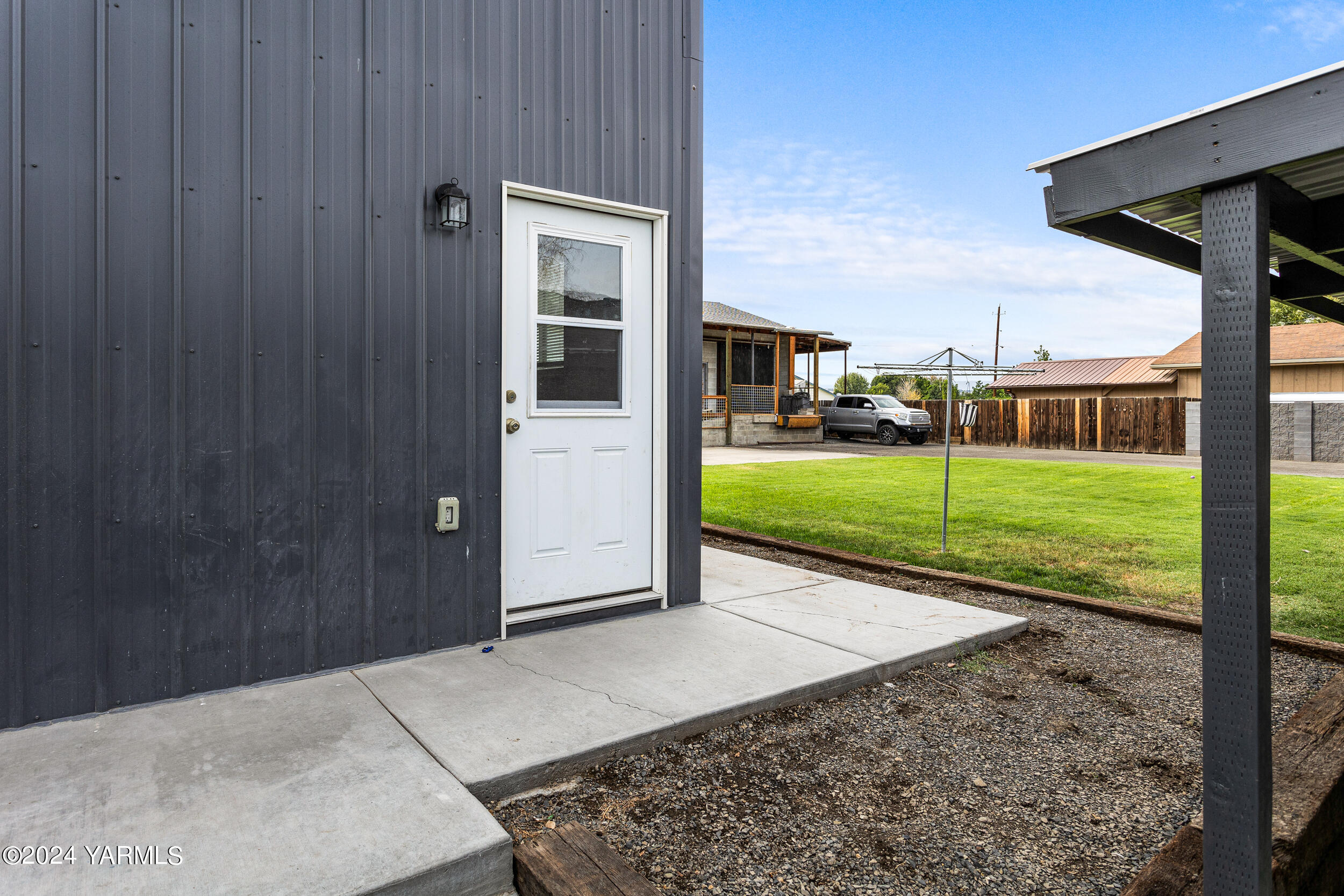 2008 S 47th Ave