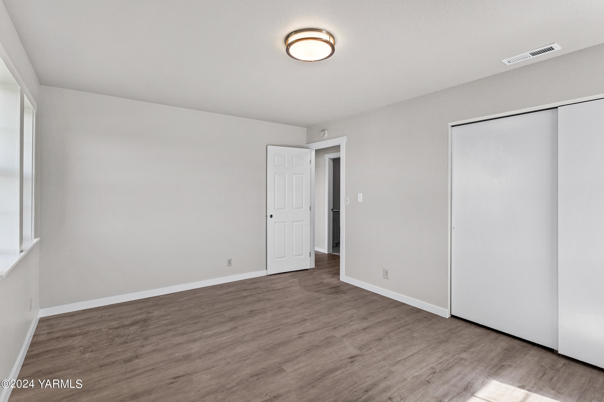 31 Hidden Acres Dr