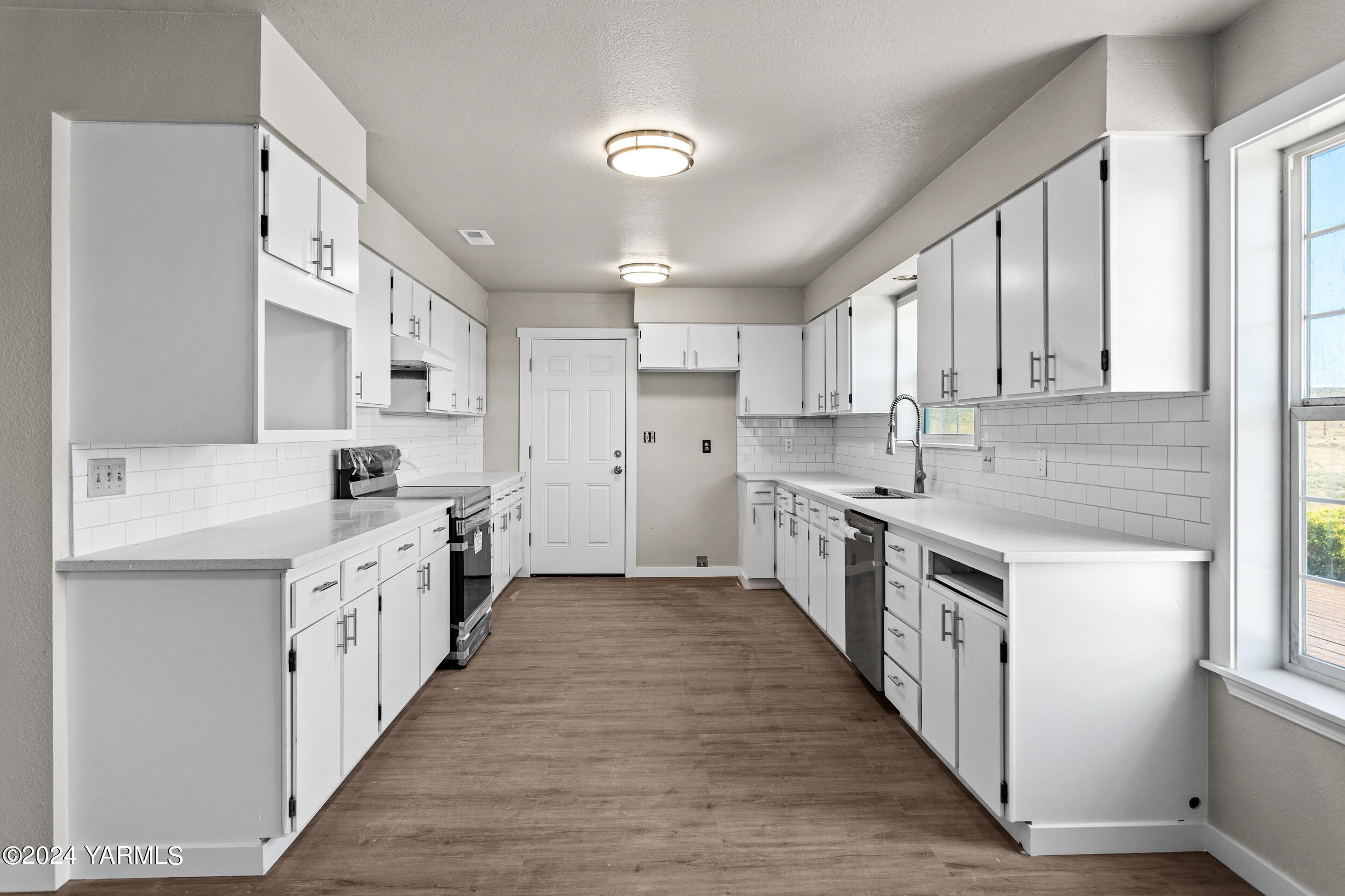 31 Hidden Acres Dr