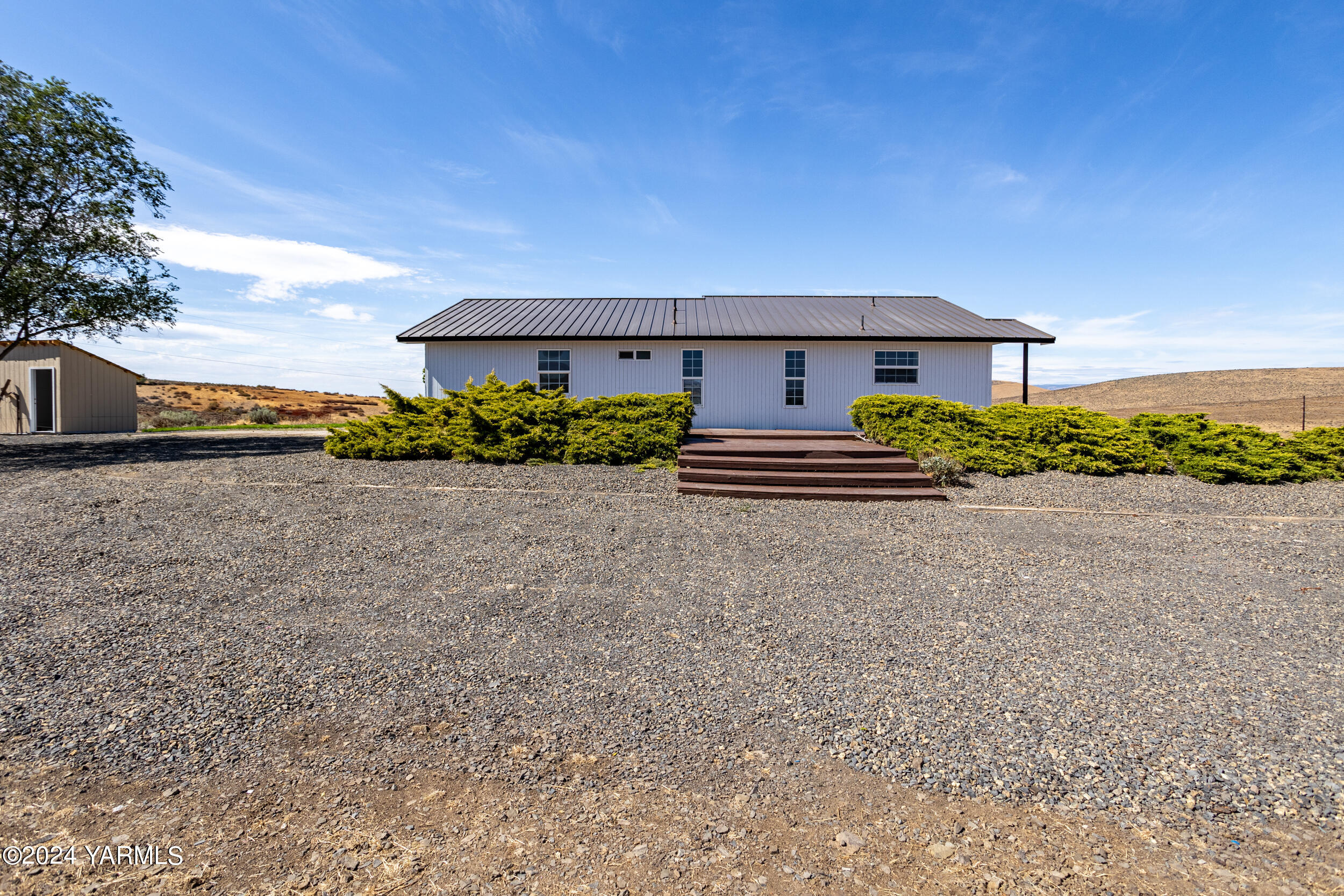 31 Hidden Acres Dr