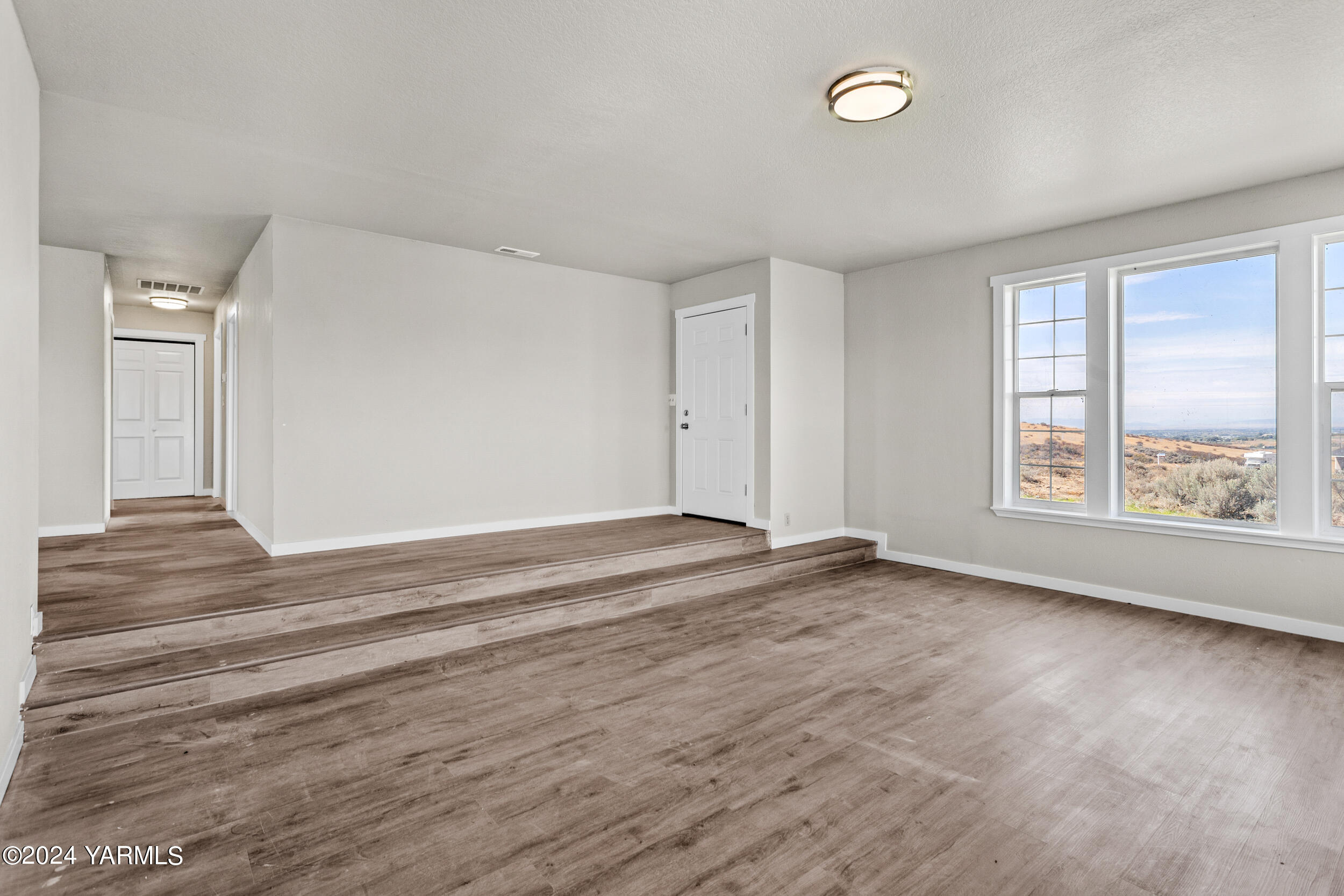 31 Hidden Acres Dr