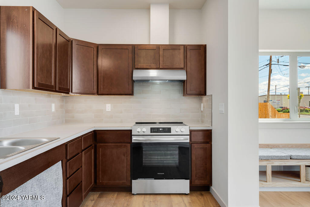 801 N 16th Ave Unit: A