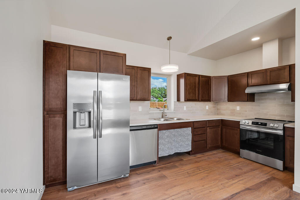 801 N 16th Ave Unit: A