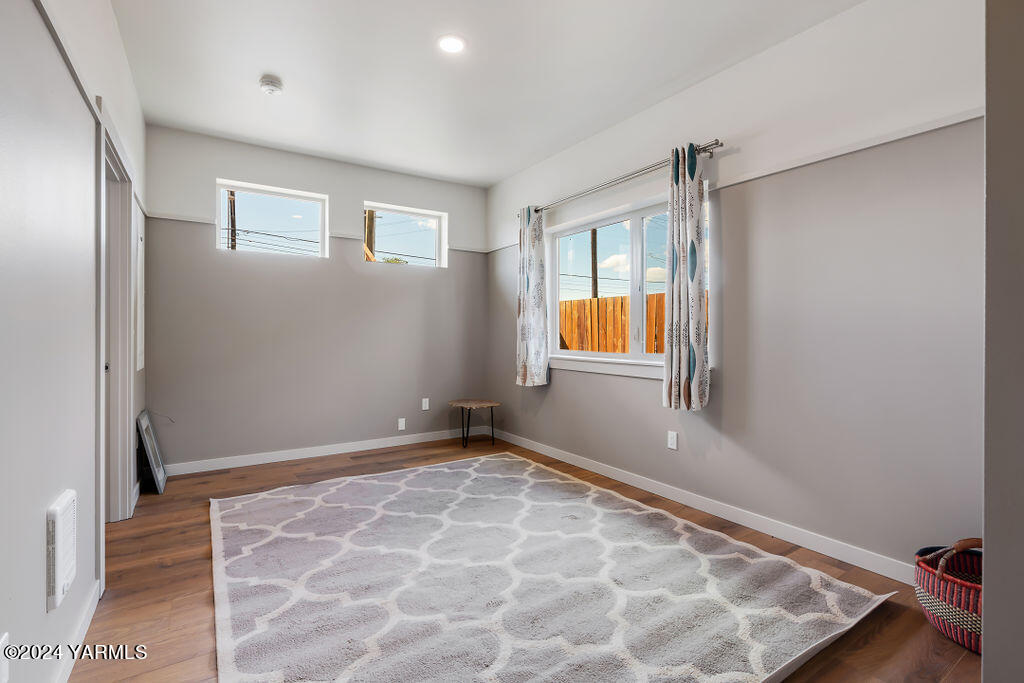 801 N 16th Ave Unit: A