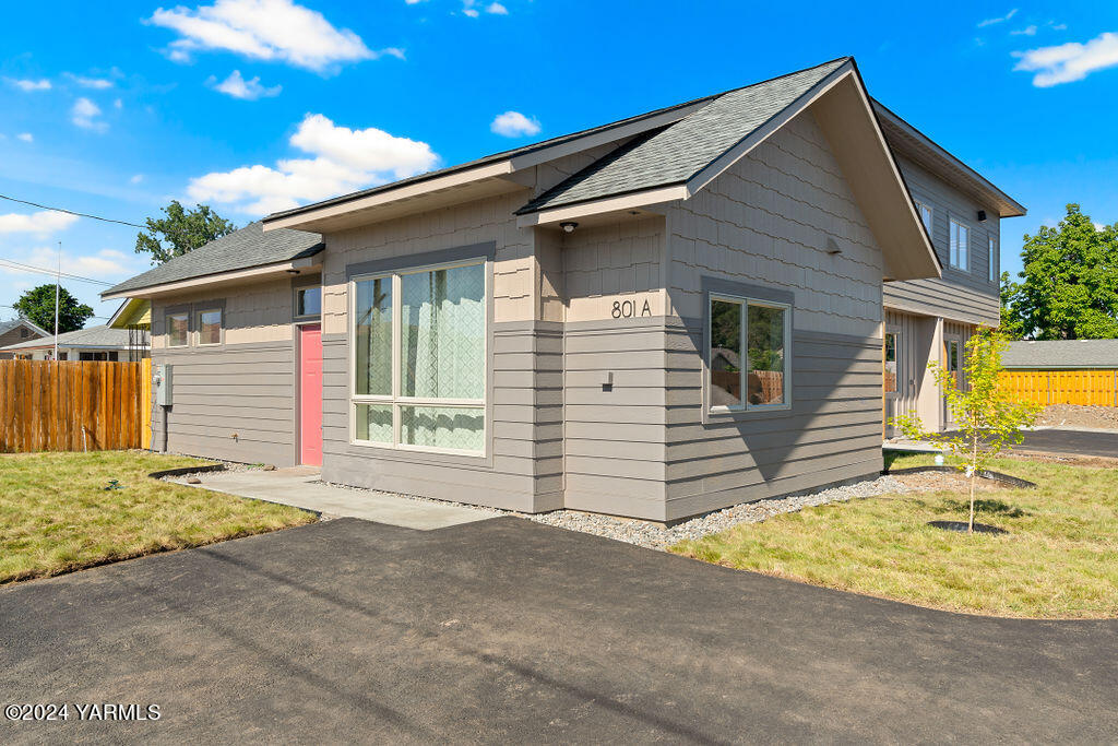 801 N 16th Ave Unit: A