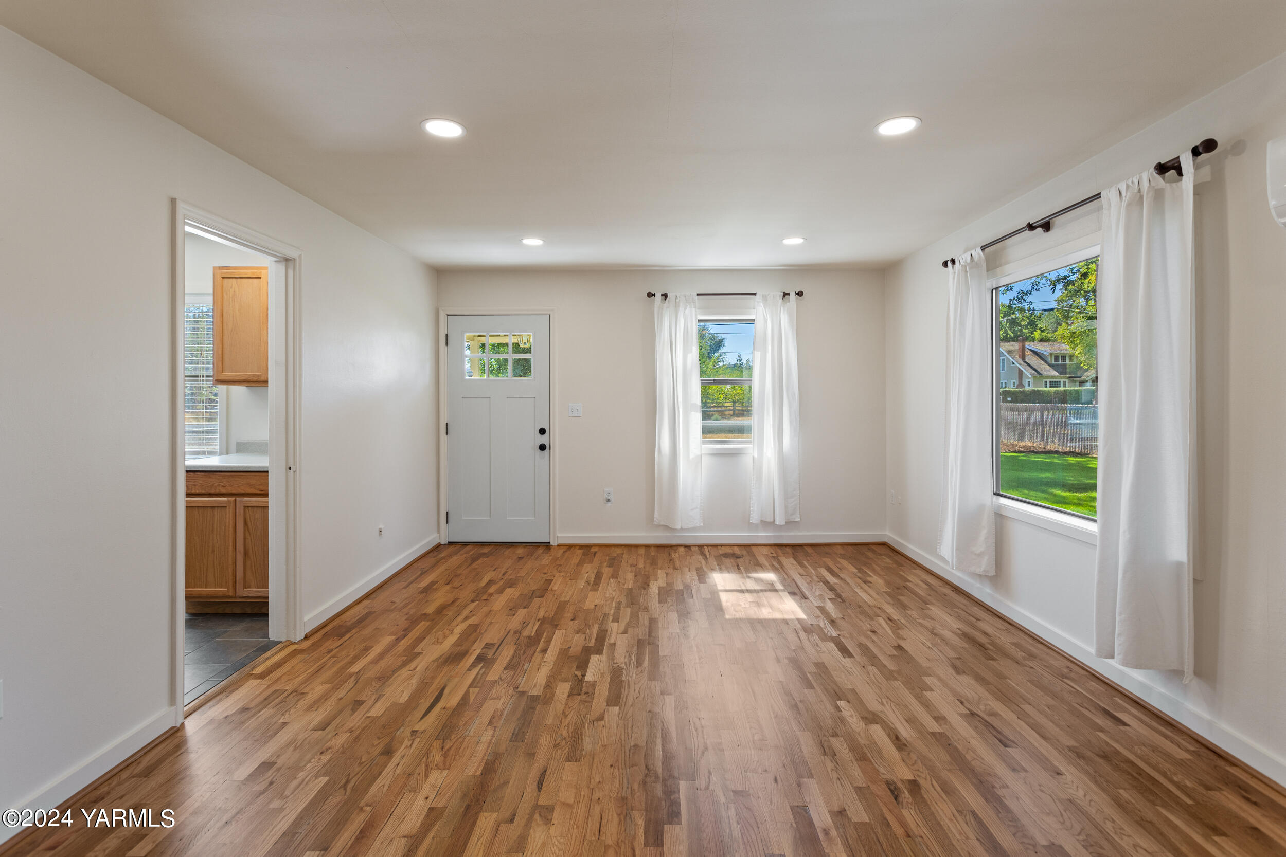 9209 Wide Hollow Rd