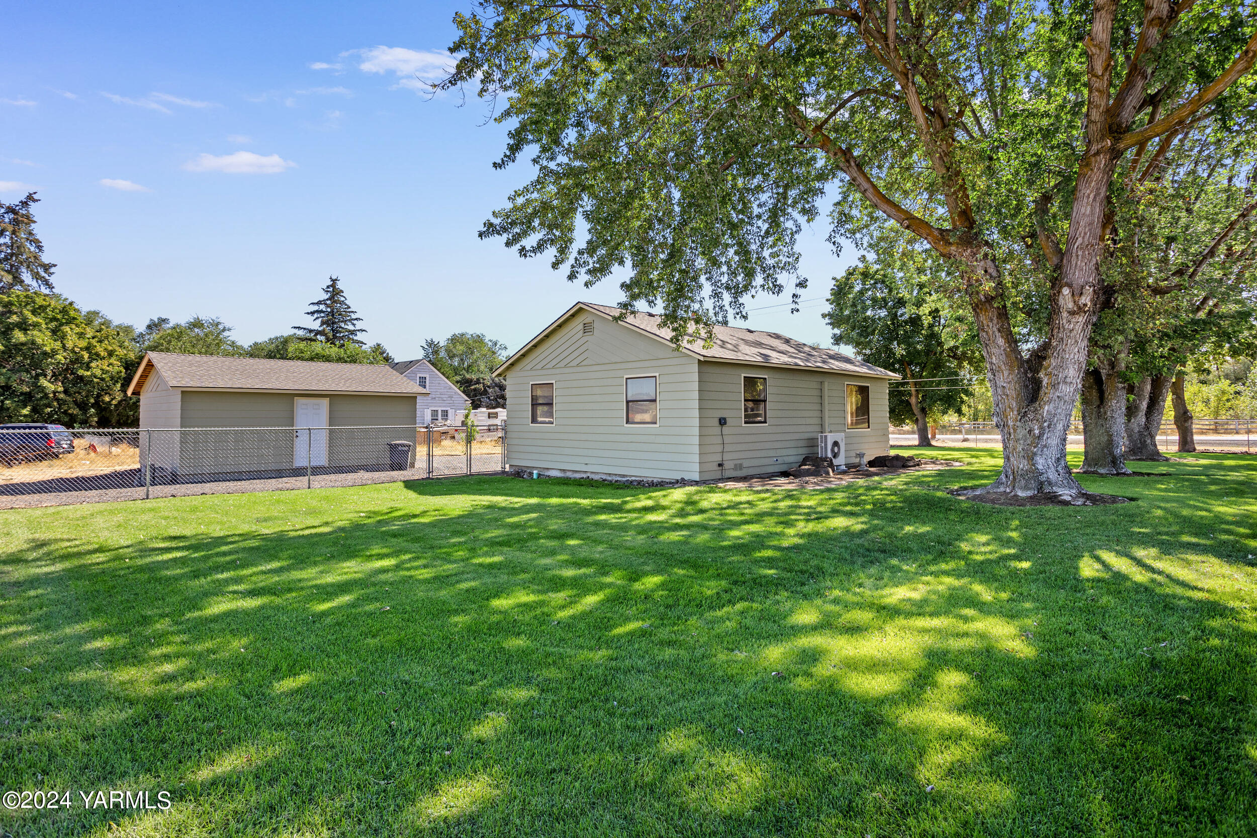 9209 Wide Hollow Rd