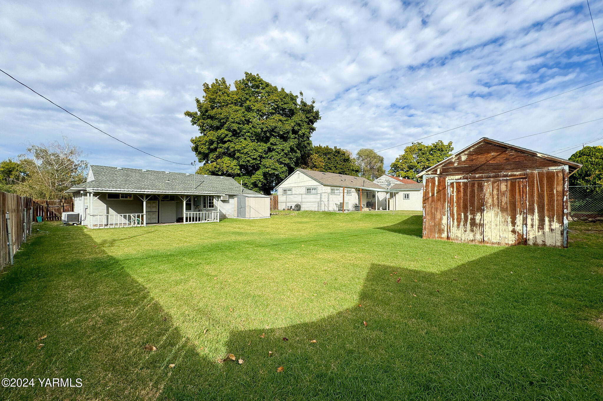 1007 S 36th Ave