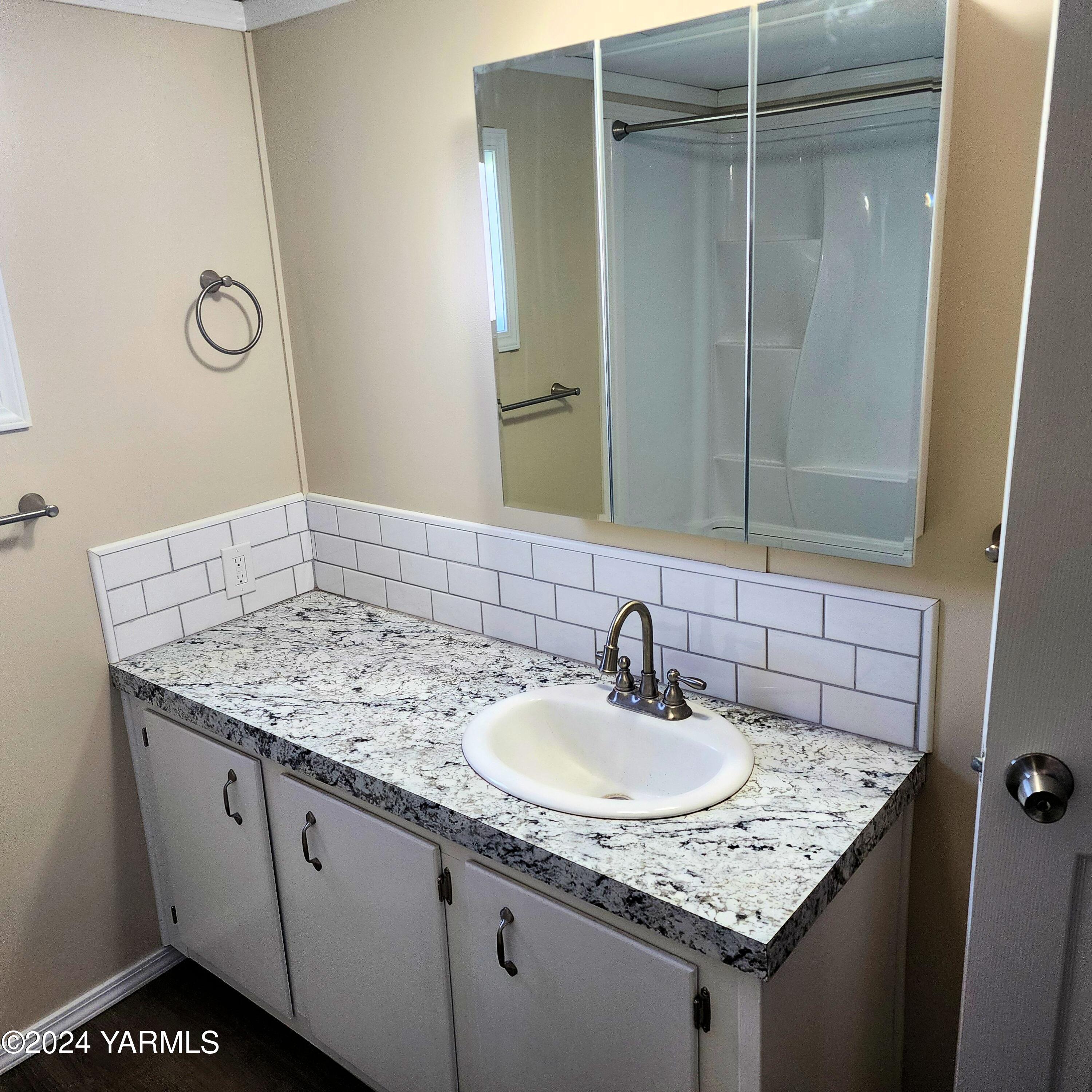 181 Schut Rd Unit: 34