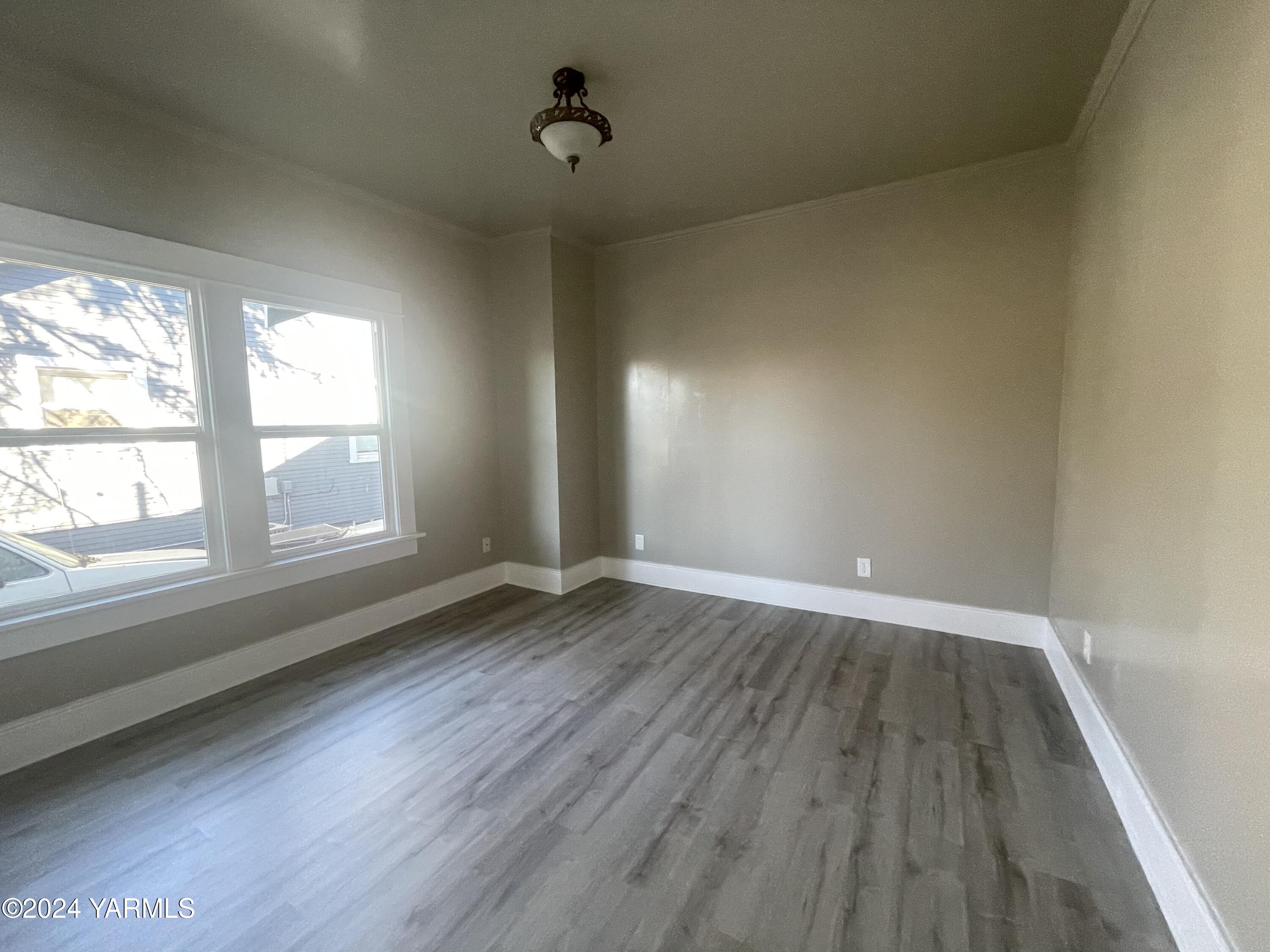 714 S 7th Ave