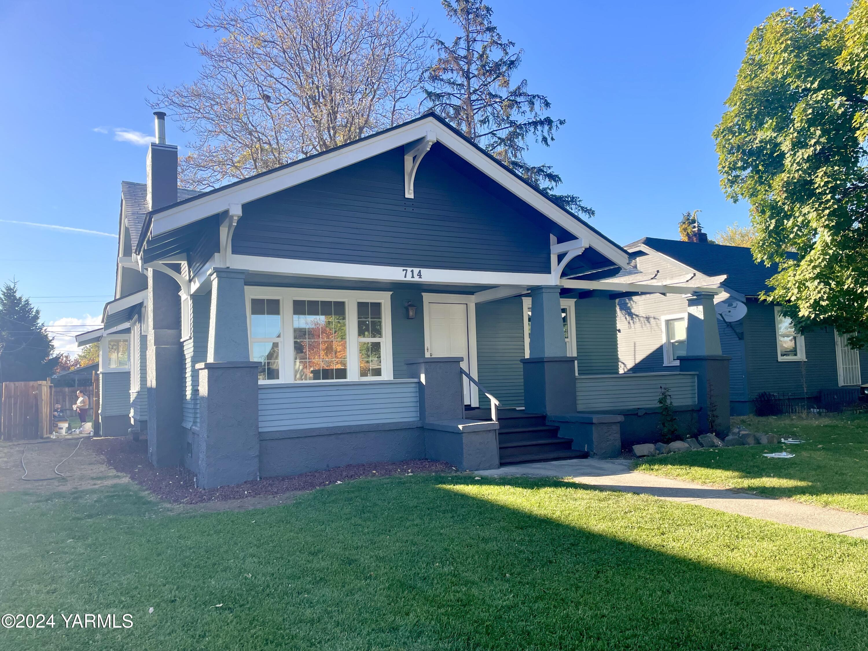 714 S 7th Ave
