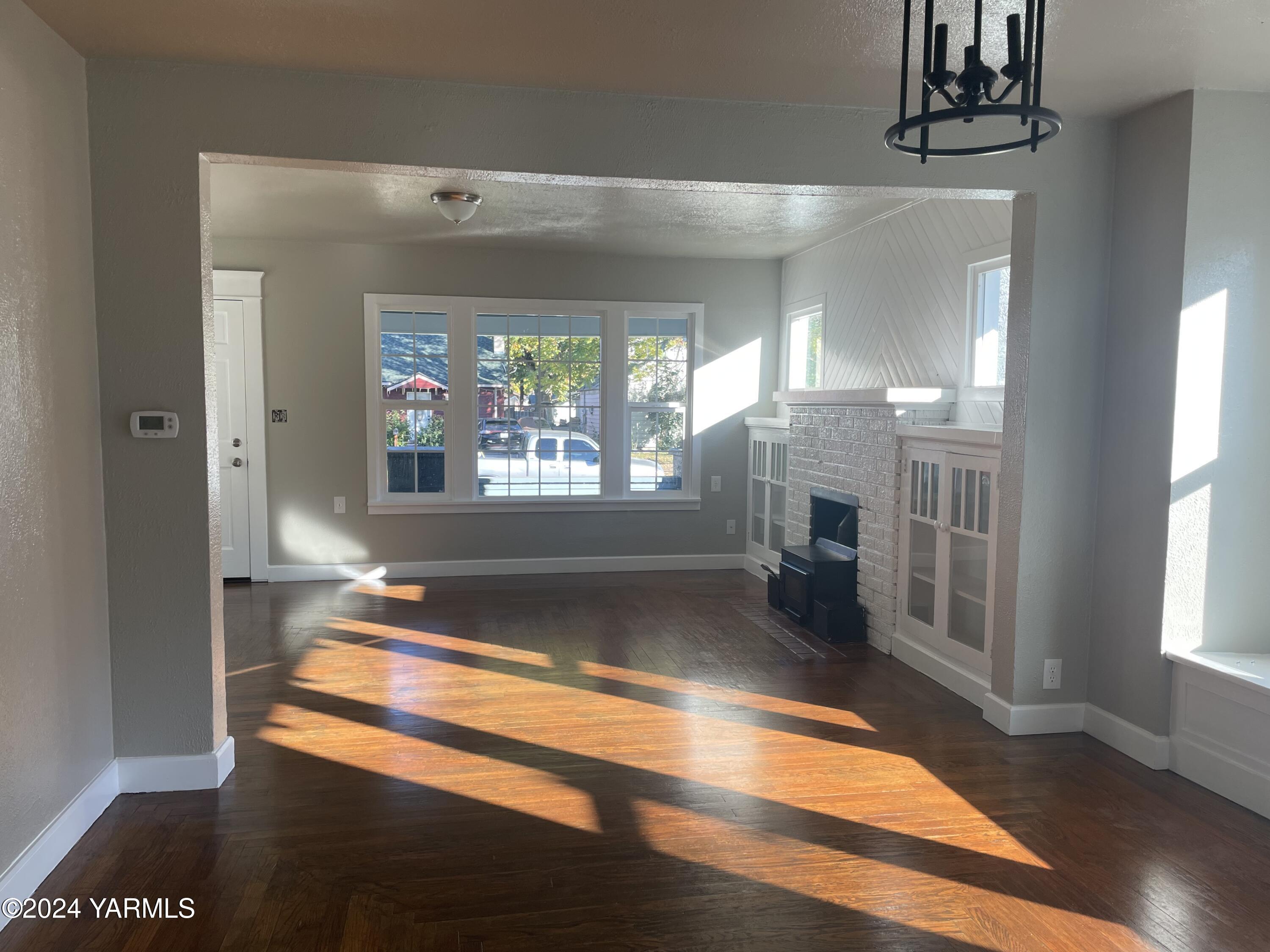 714 S 7th Ave