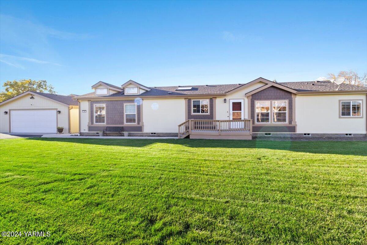50 Hobby Horse Ln