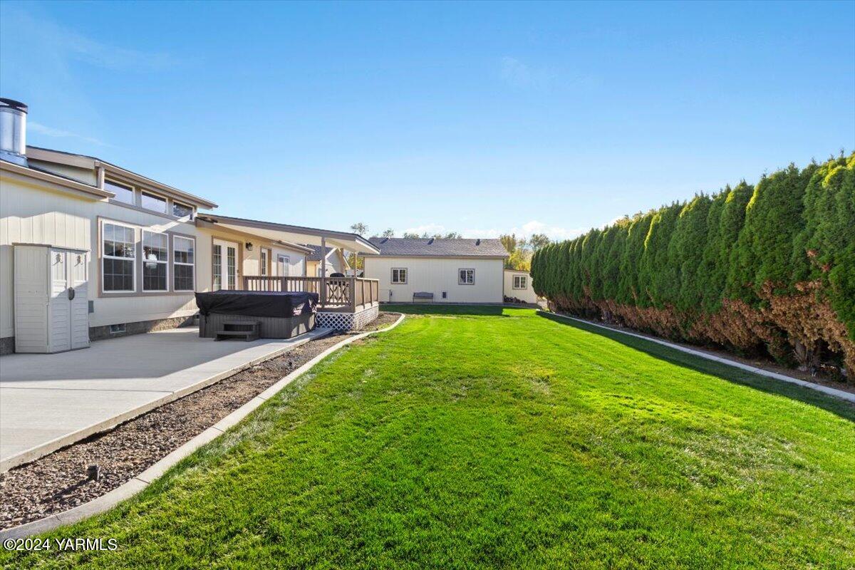 50 Hobby Horse Ln