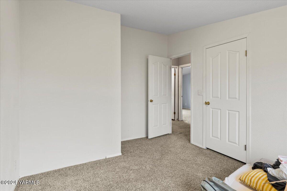231 Windy Ridge Ln
