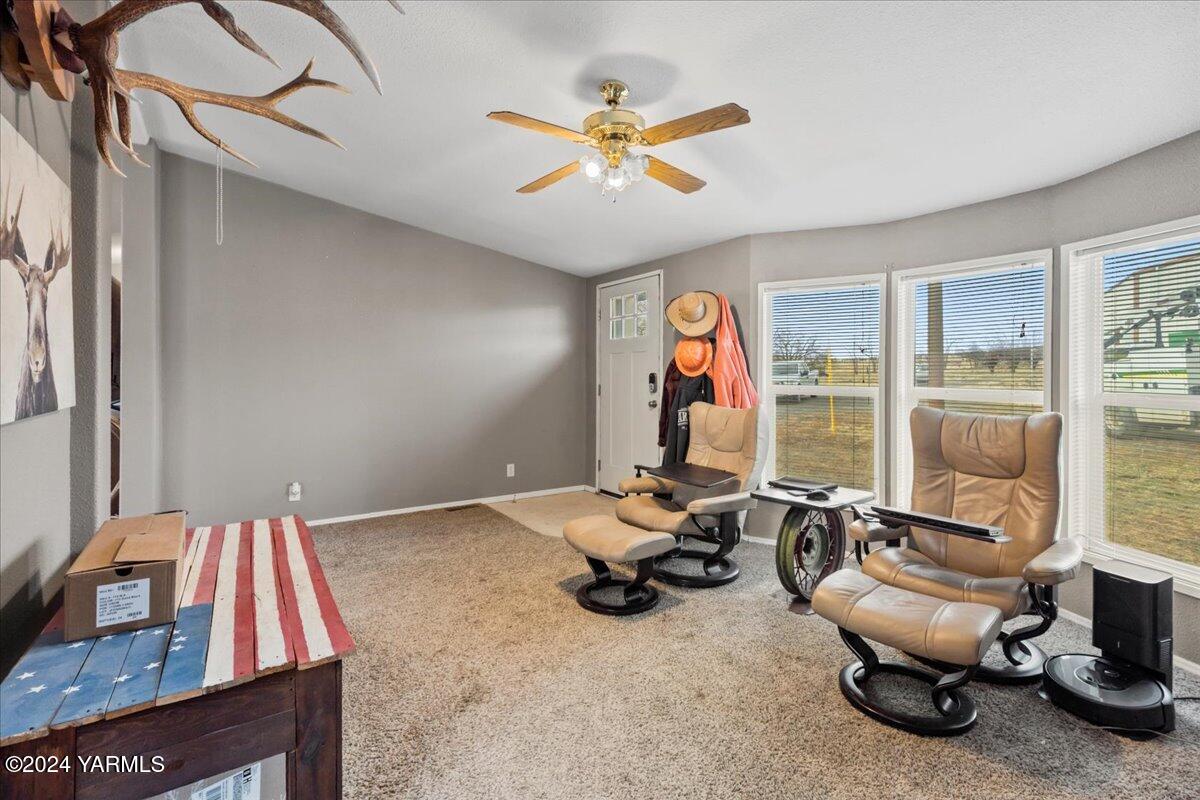 231 Windy Ridge Ln