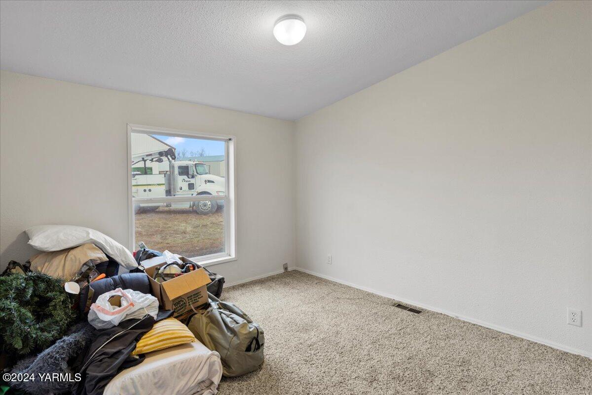 231 Windy Ridge Ln